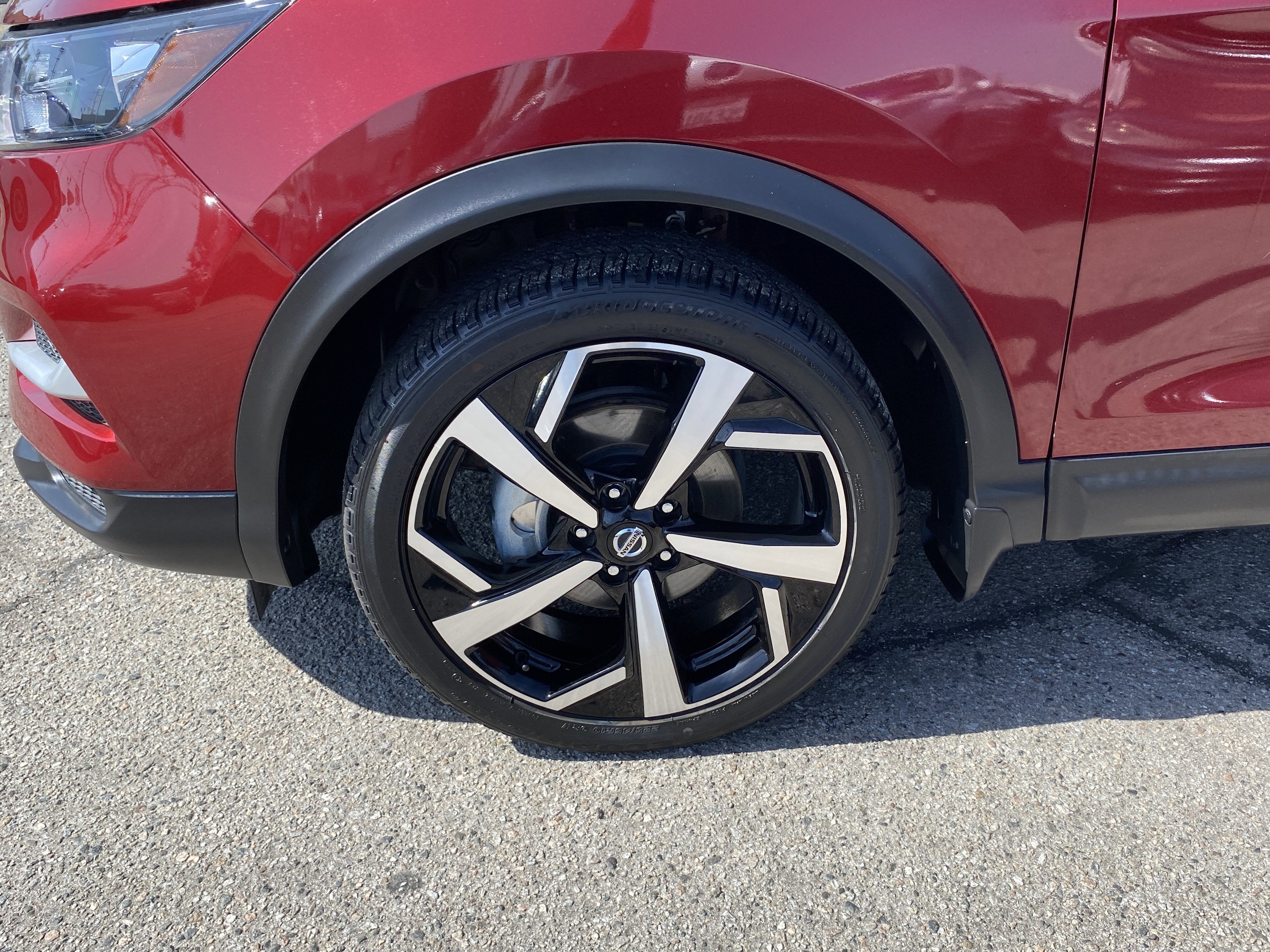 2022 Nissan Rogue Sport SL