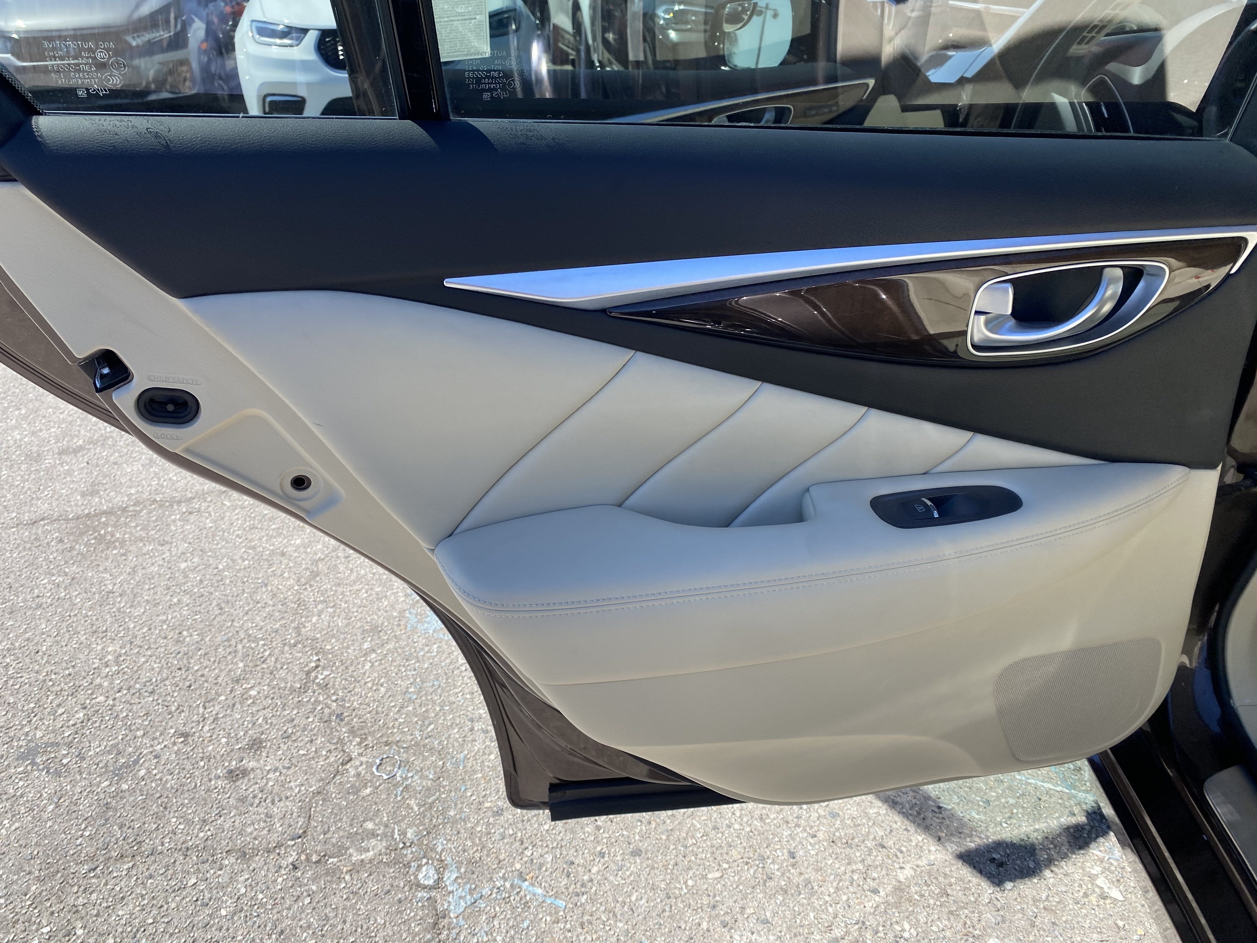 2015 INFINITI Q50 4DR SDN PREMIUM AWD