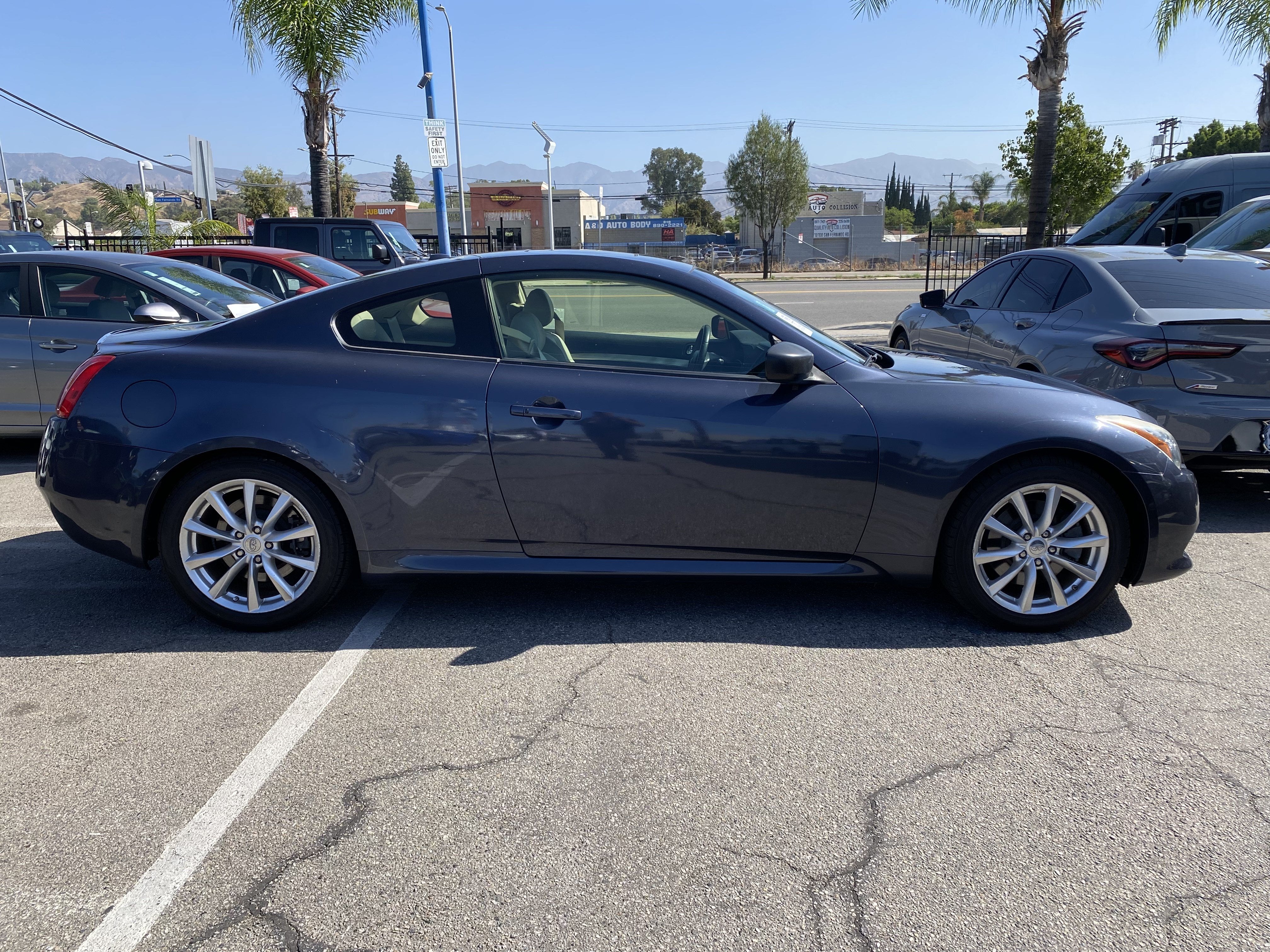 2013 INFINITI G37 Coupe 2DR JOURNEY RWD