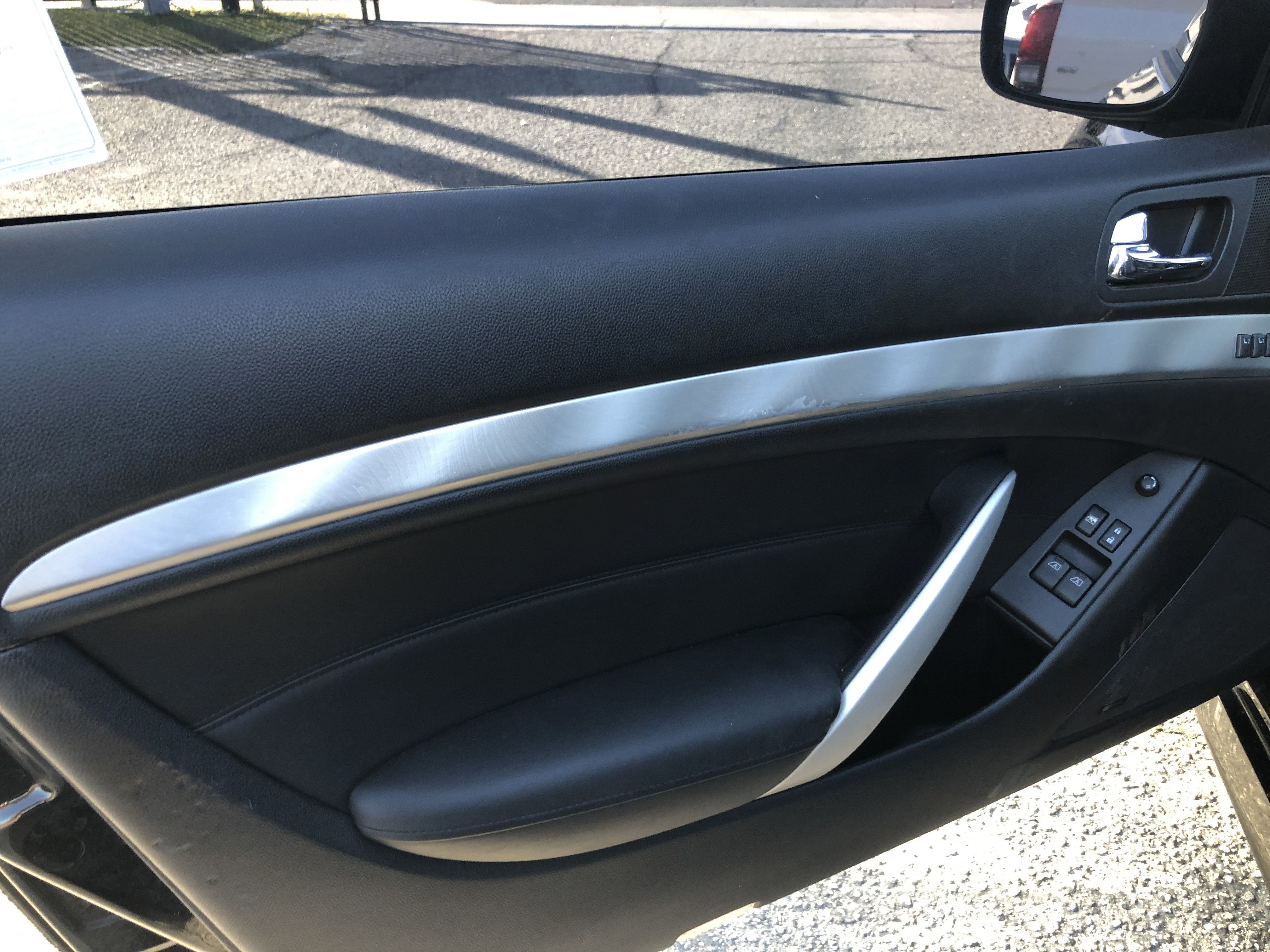 2015 INFINITI Q60 Coupe Journey