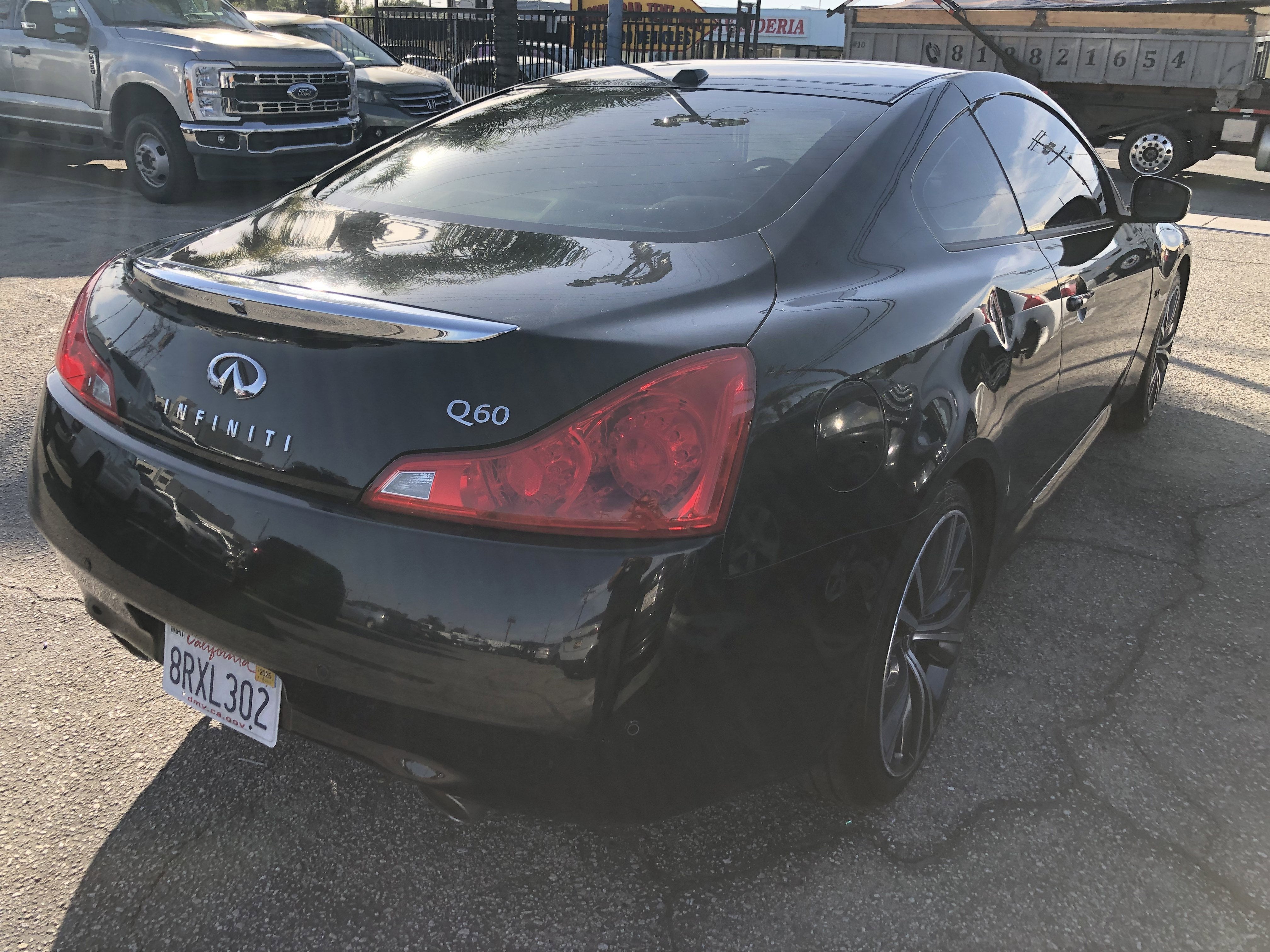 2015 INFINITI Q60 Coupe Journey