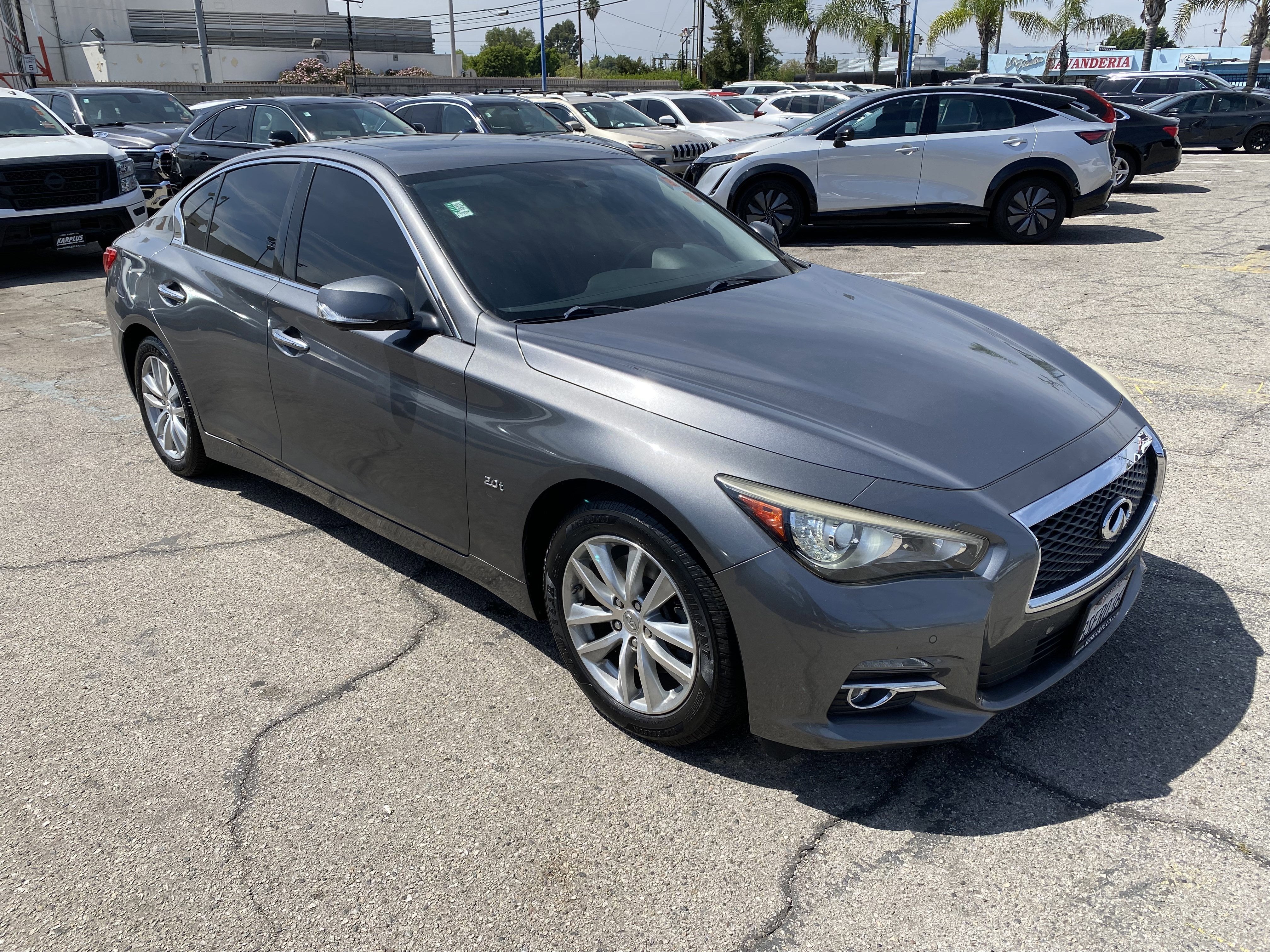2017 INFINITI Q50 2.0t Premium