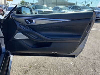 2017 INFINITI Q60 2.0t Premium