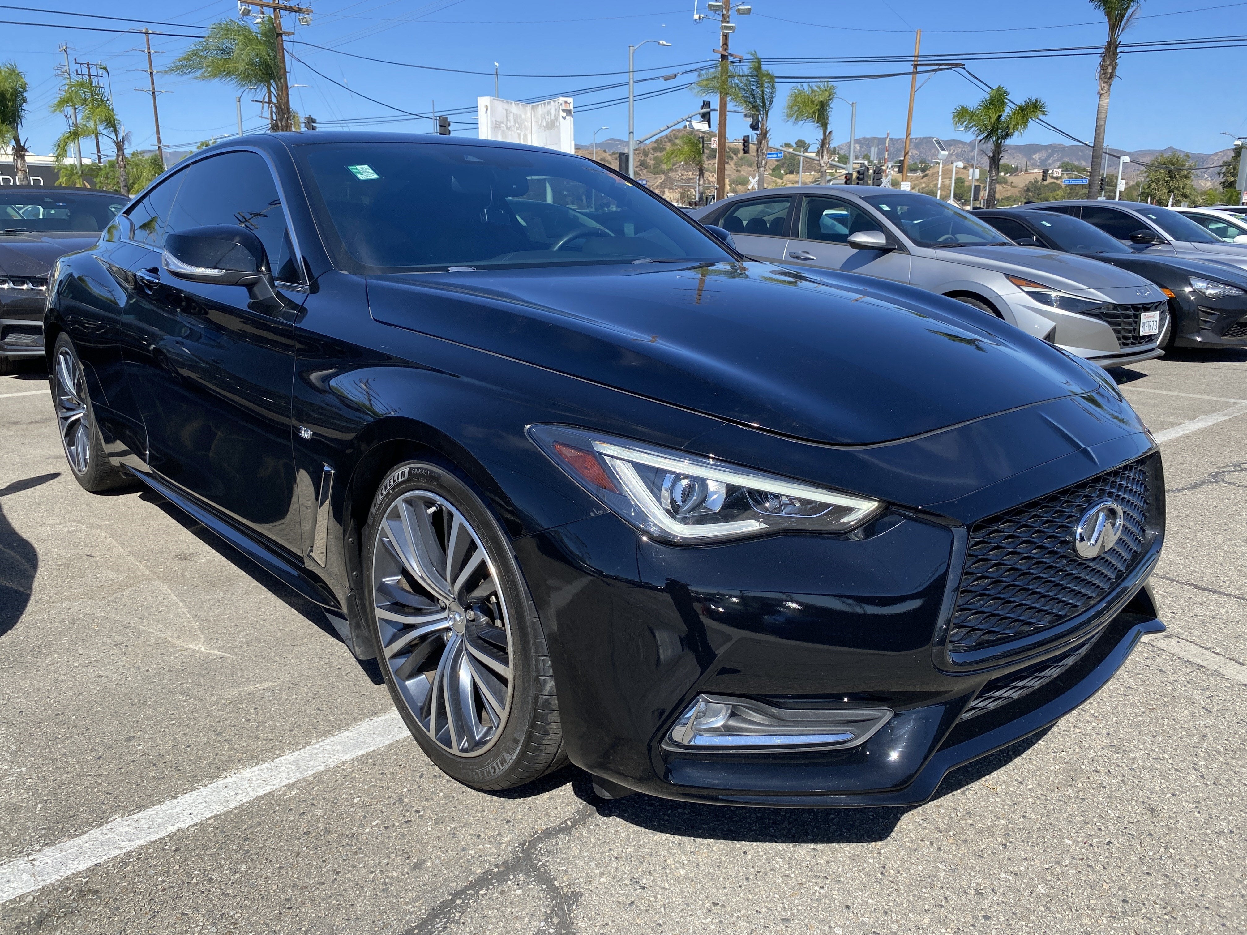 2019 INFINITI Q60 3.0T LUXE RWD