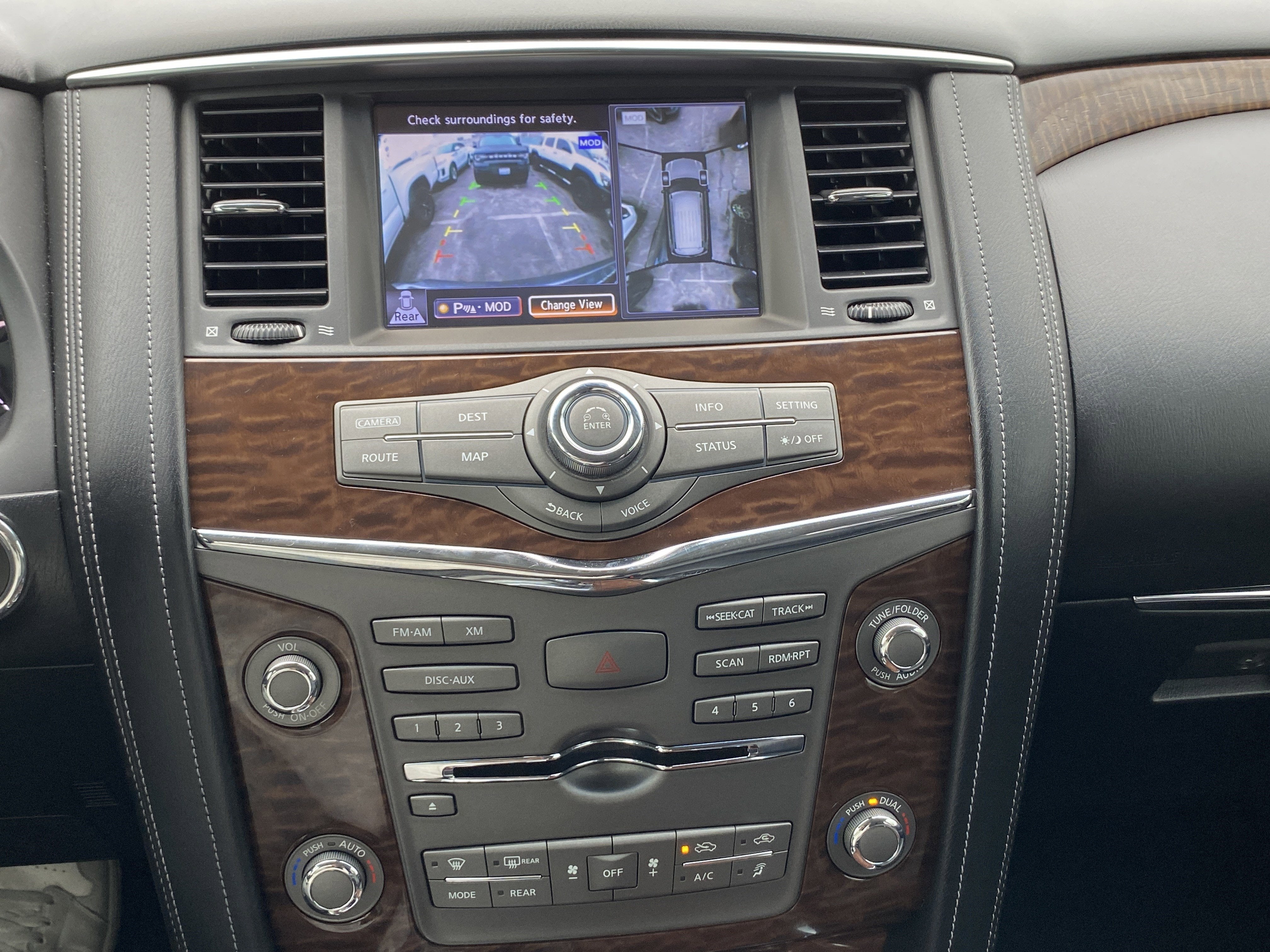 2017 Nissan Armada Platinum