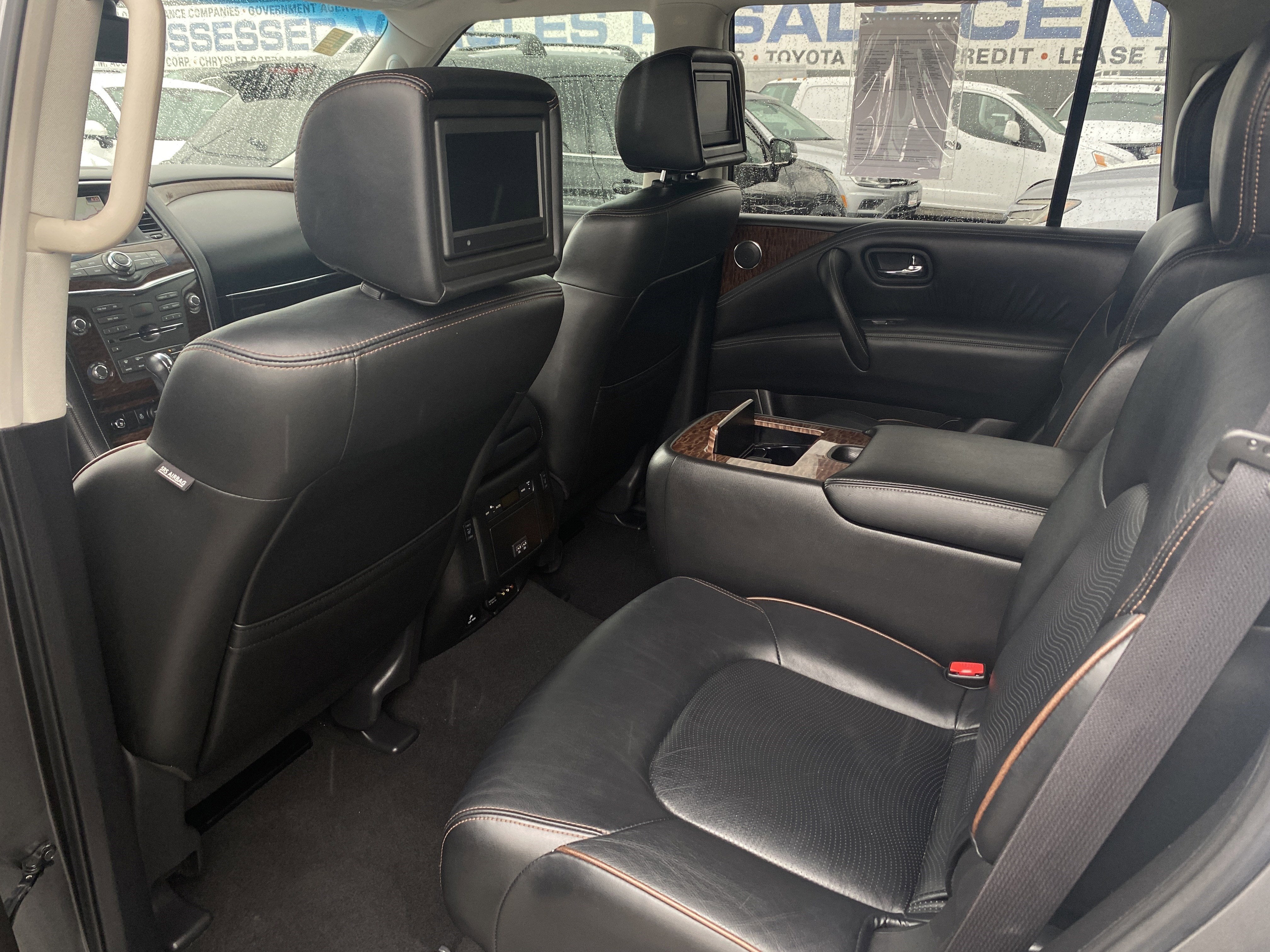 2017 Nissan Armada Platinum