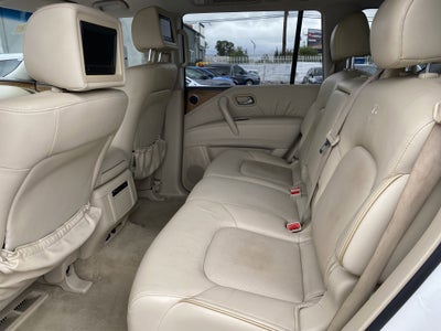 2011 INFINITI QX56 8-passenger