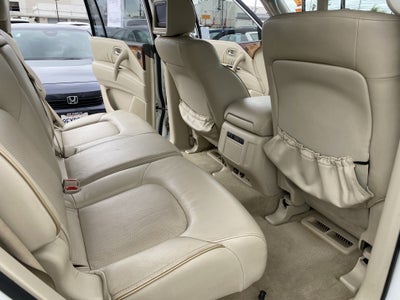 2011 INFINITI QX56 8-passenger