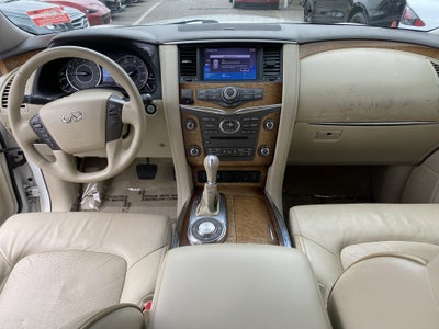 2011 INFINITI QX56 8-passenger