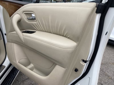 2011 INFINITI QX56 8-passenger