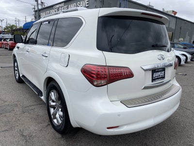 2011 INFINITI QX56 8-passenger