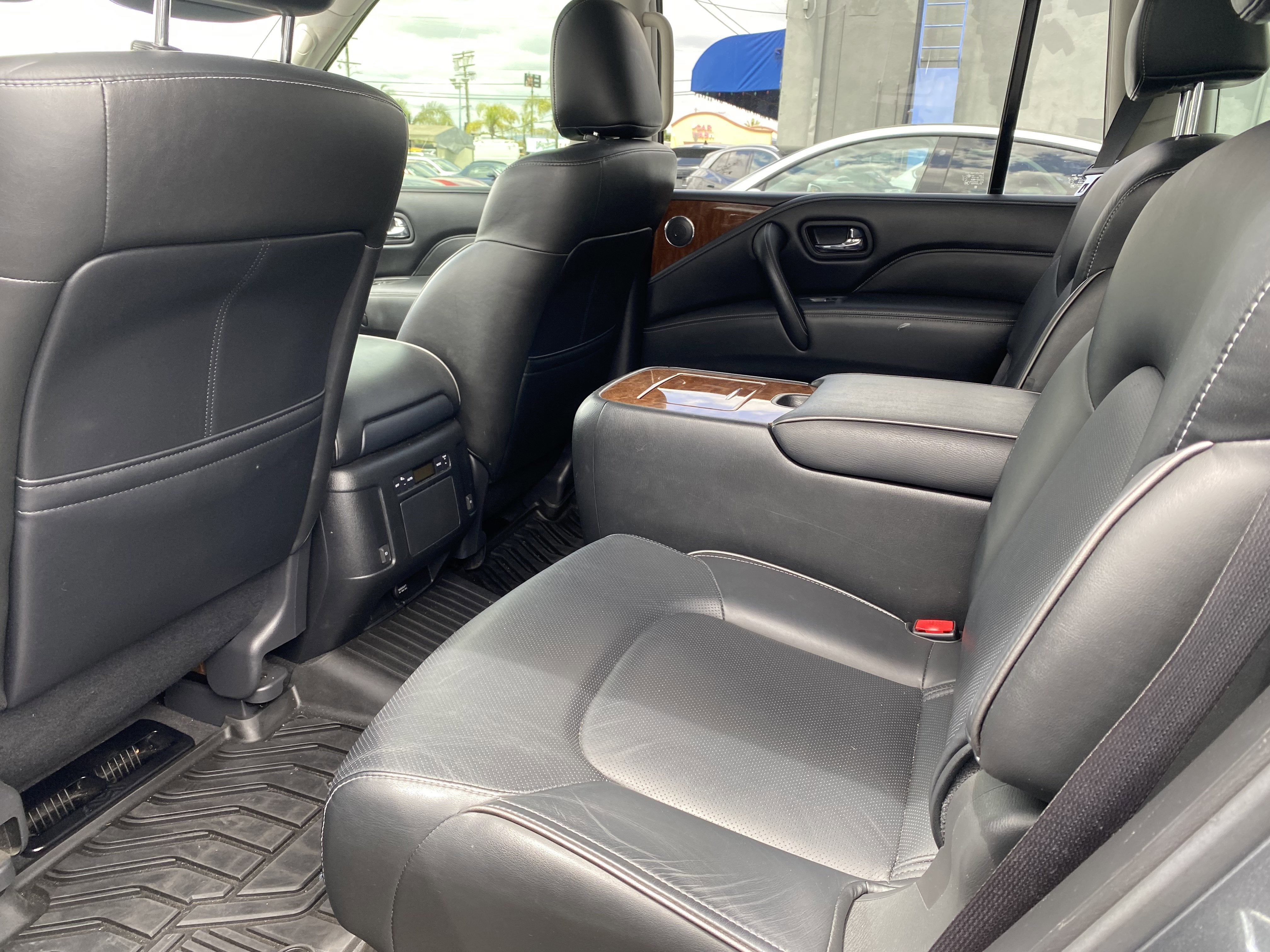2018 INFINITI QX80 AWD