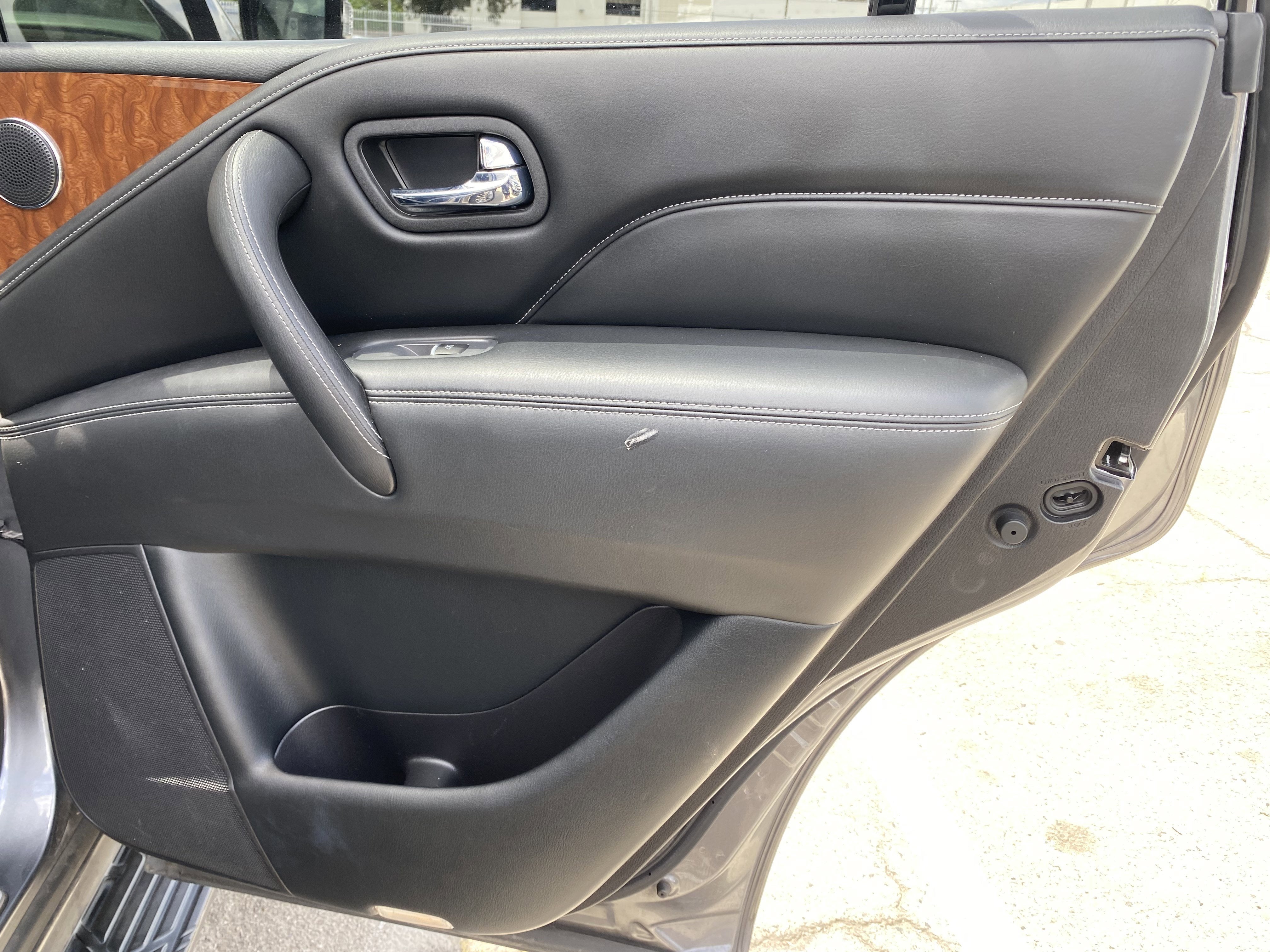 2018 INFINITI QX80 AWD
