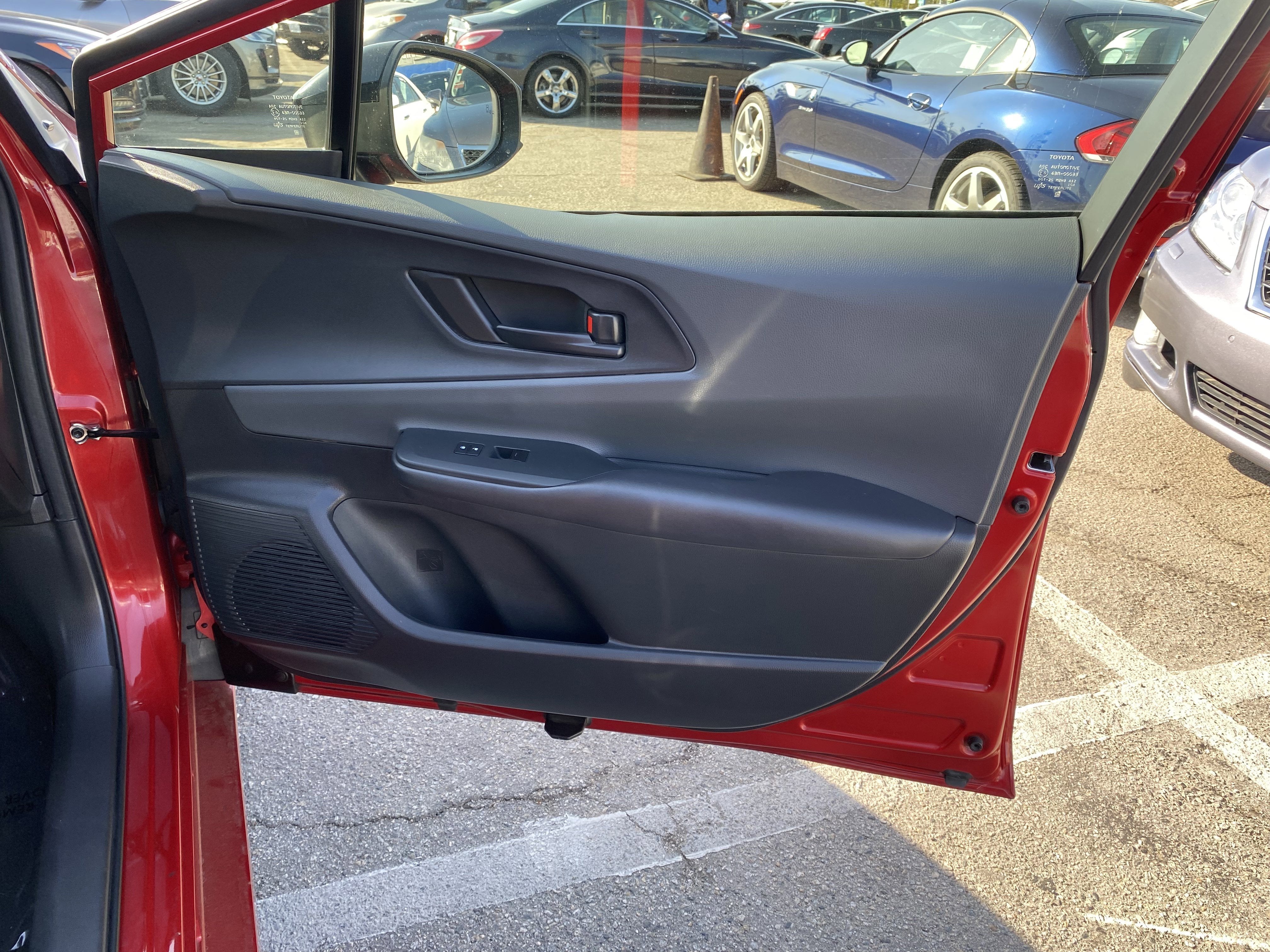 2024 Toyota Prius LE