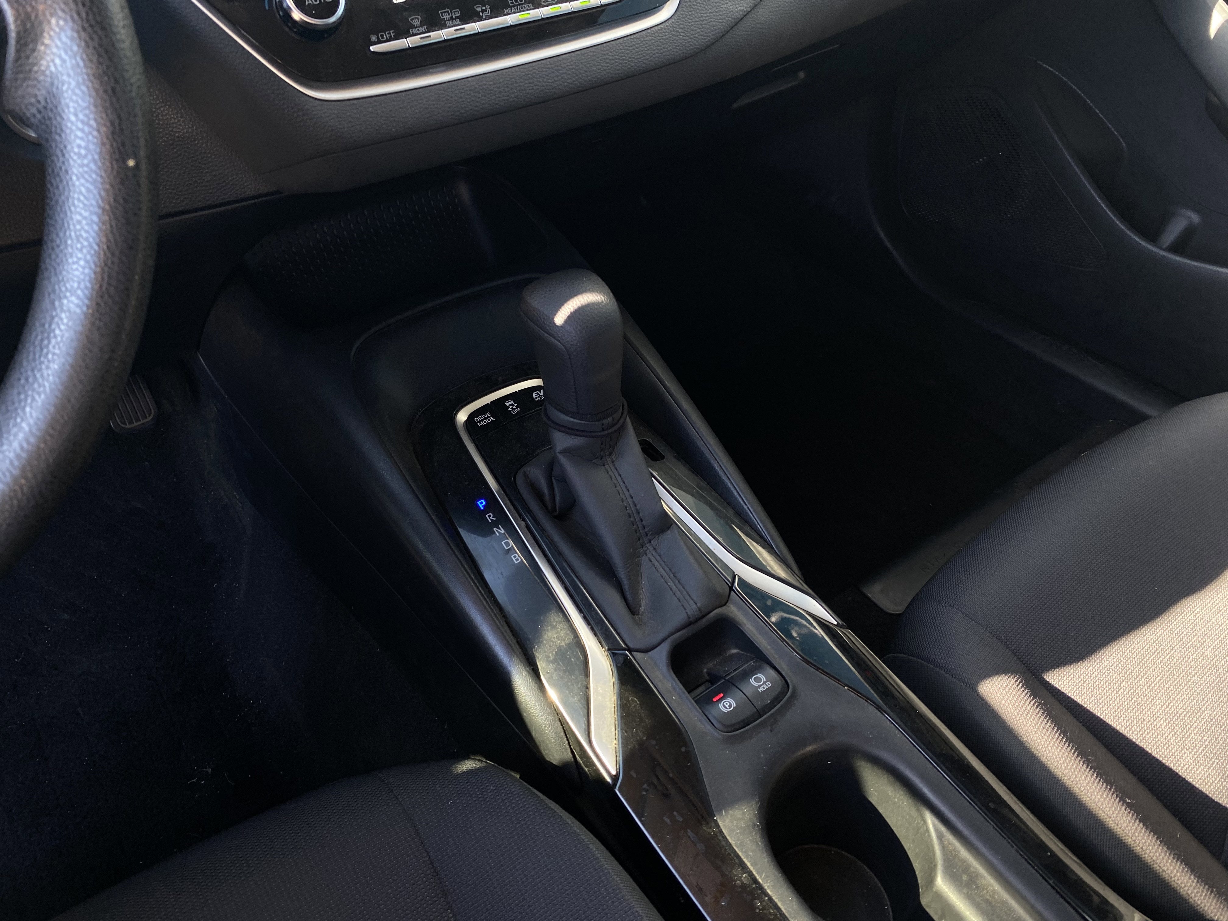 2022 Toyota Corolla Hybrid LE