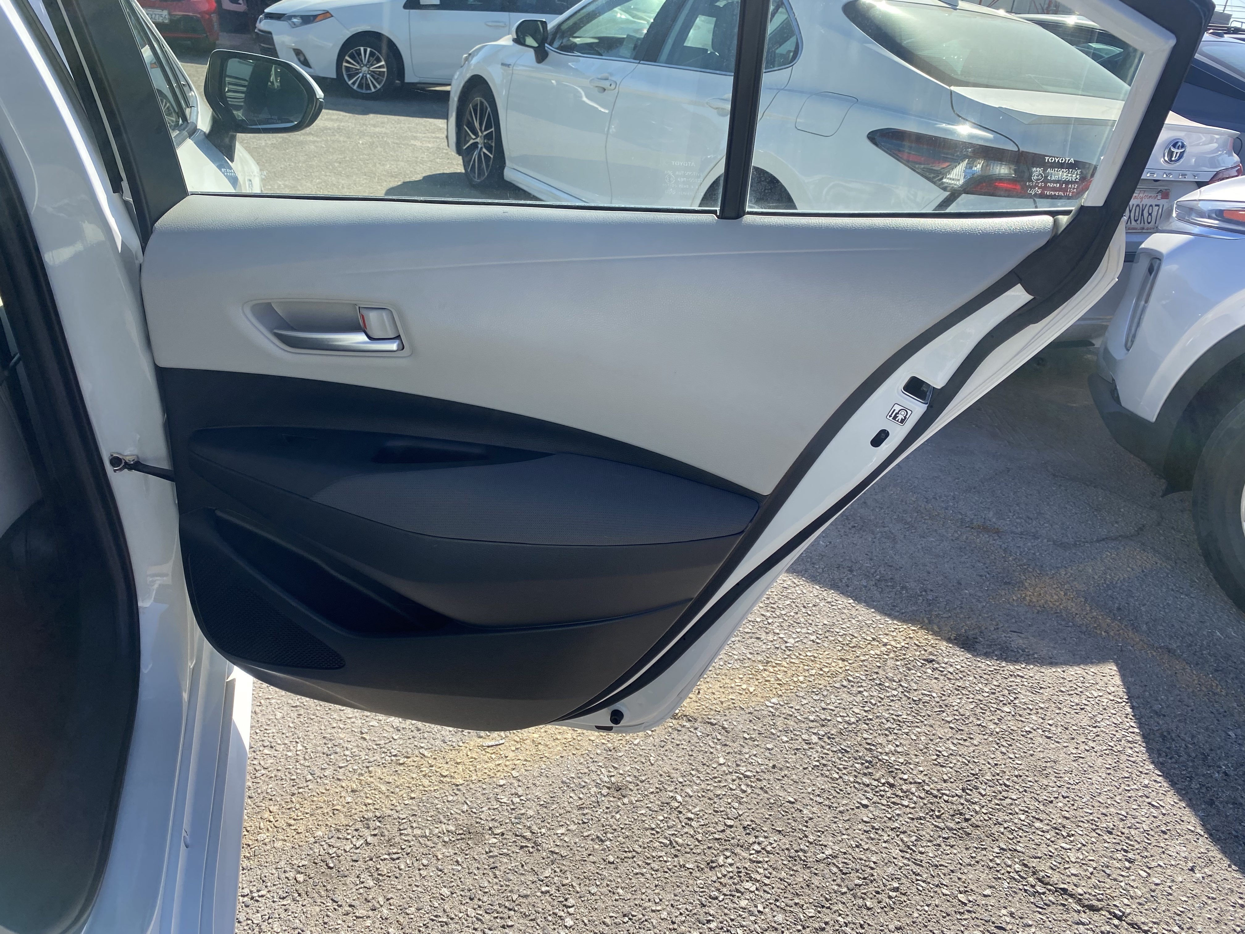 2020 Toyota Corolla Hybrid LE