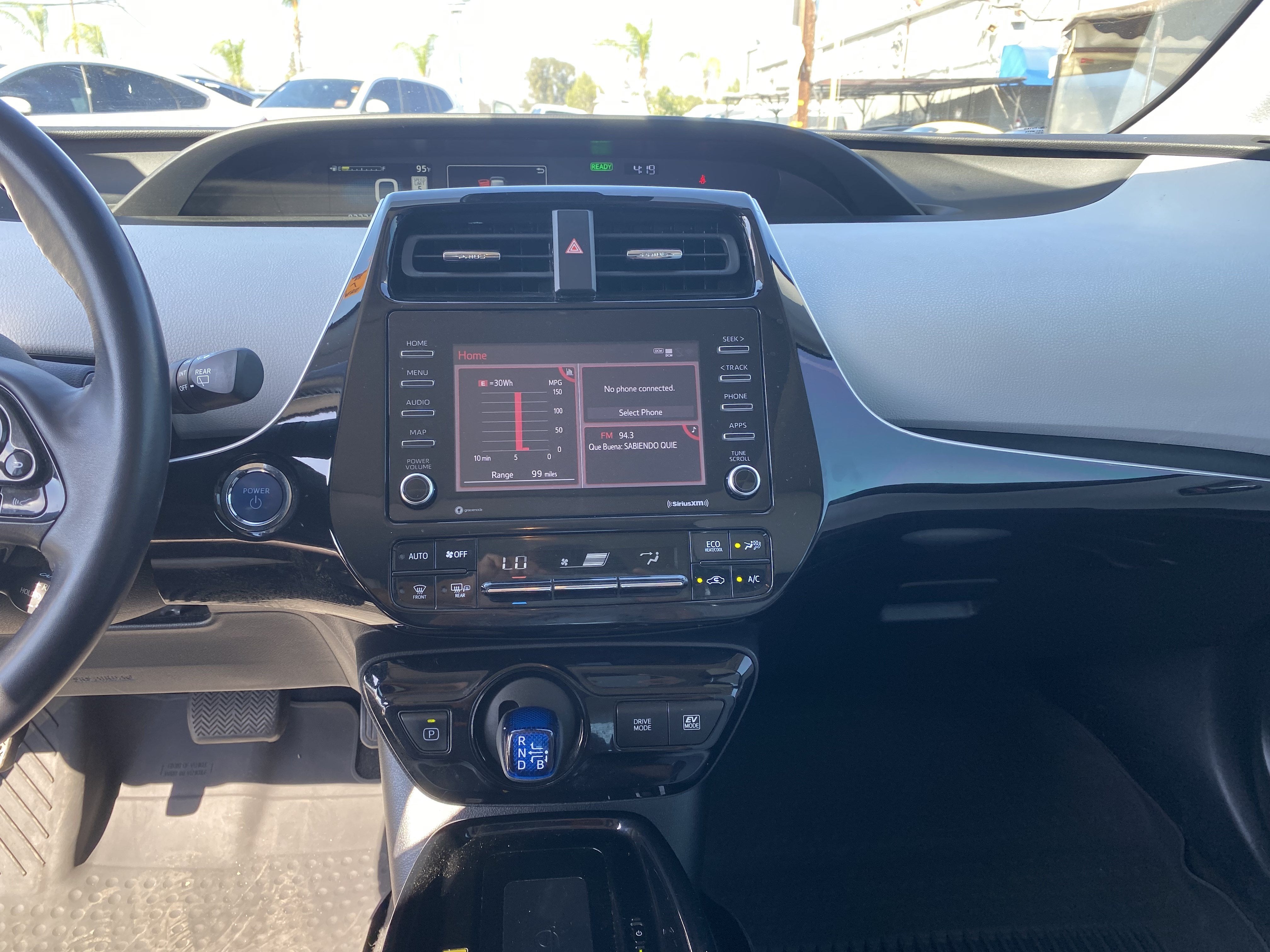 2022 Toyota Prius XLE
