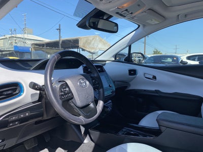 2022 Toyota Prius XLE