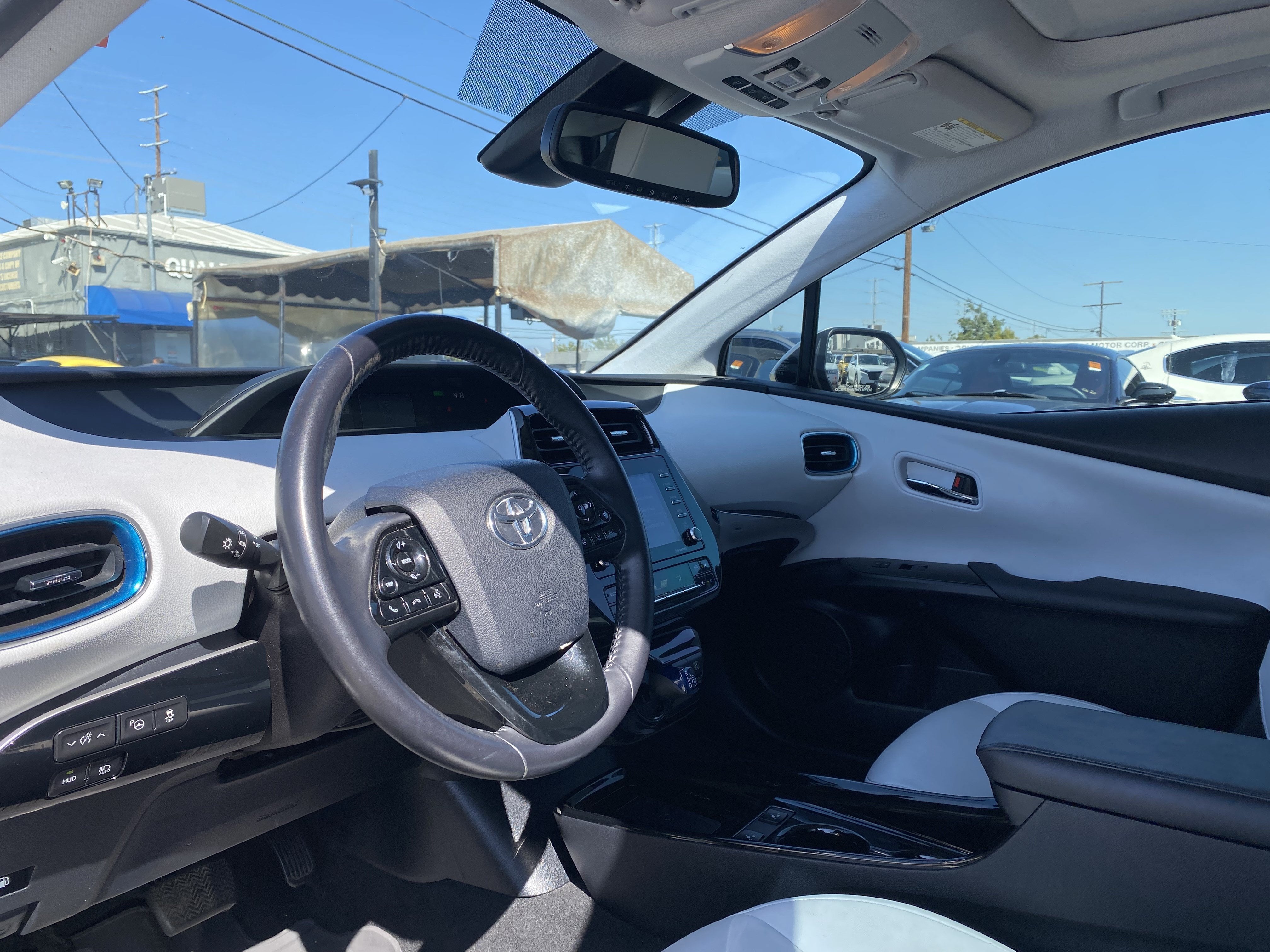 2022 Toyota Prius XLE