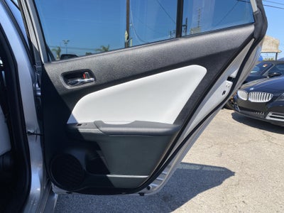 2022 Toyota Prius XLE