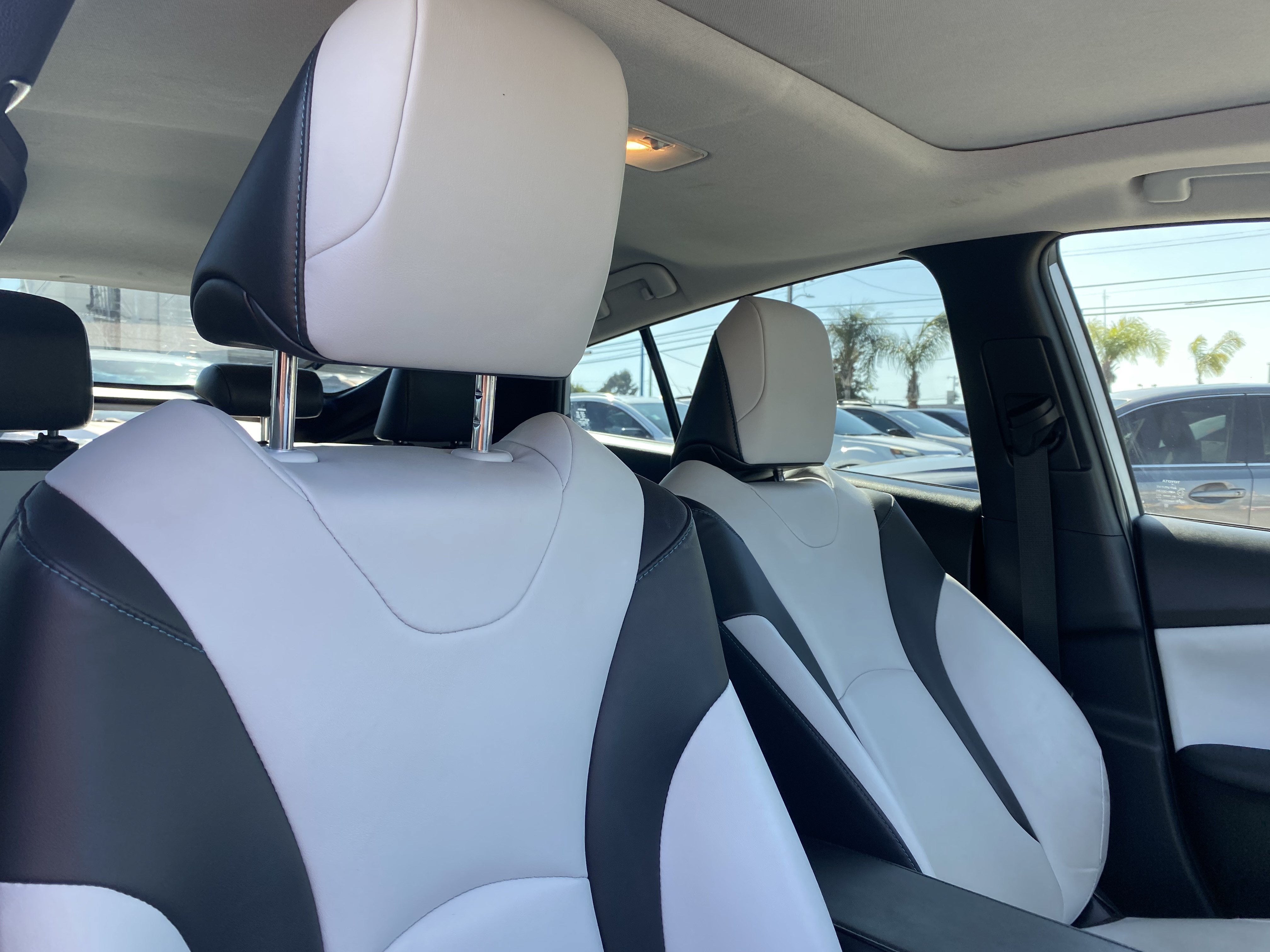 2022 Toyota Prius XLE