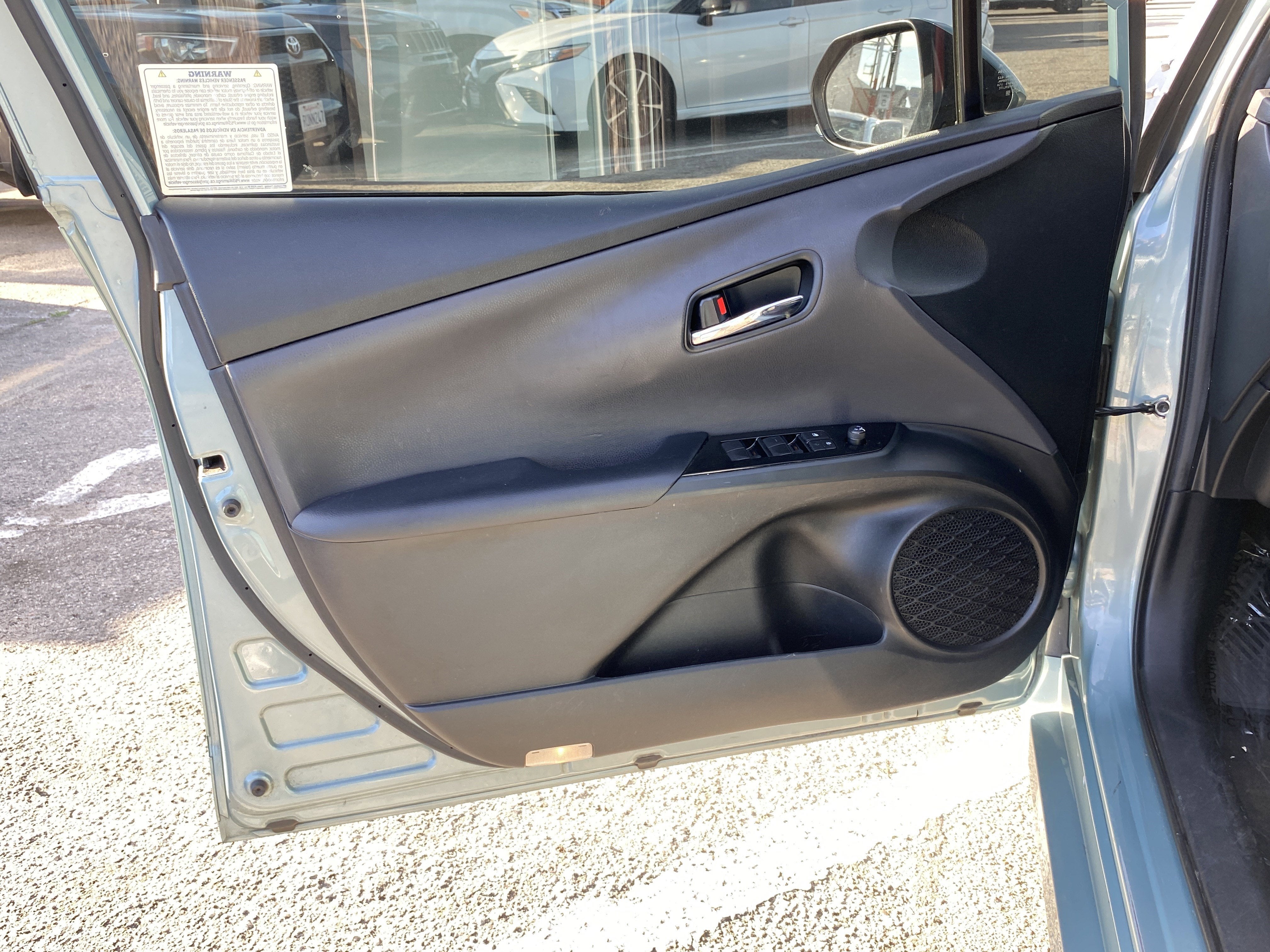 2021 Toyota Prius LE