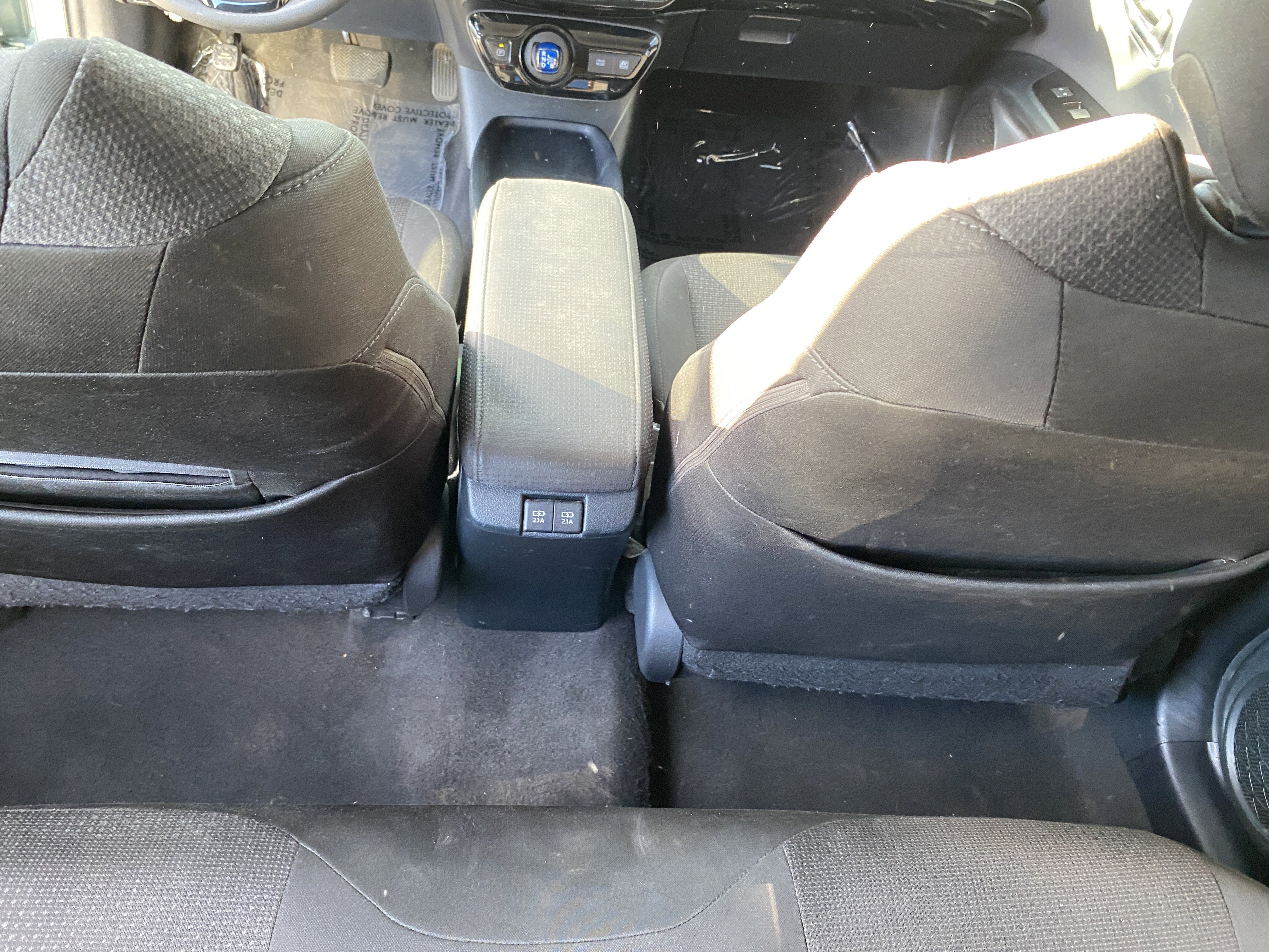 2021 Toyota Prius LE