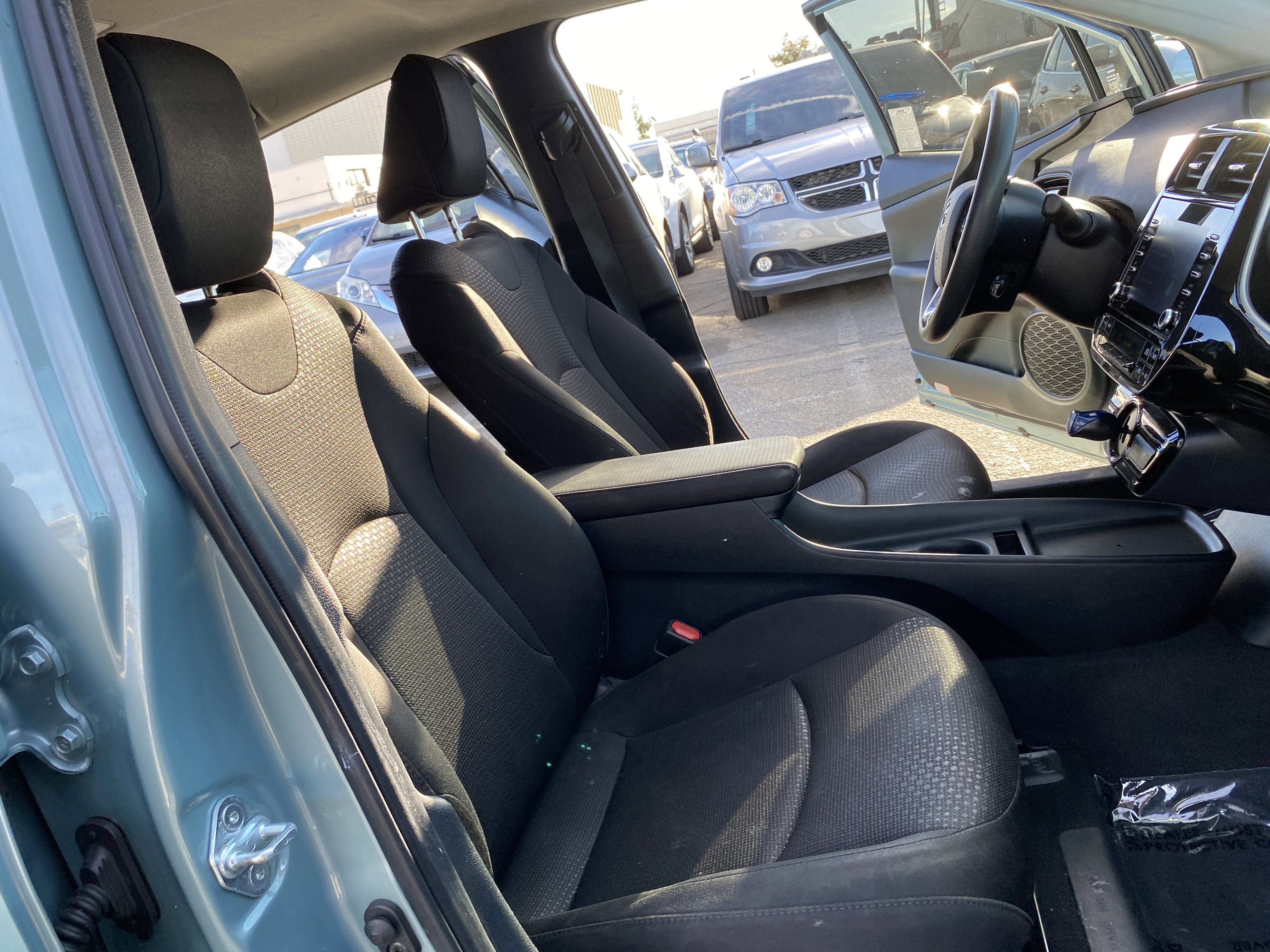 2021 Toyota Prius LE