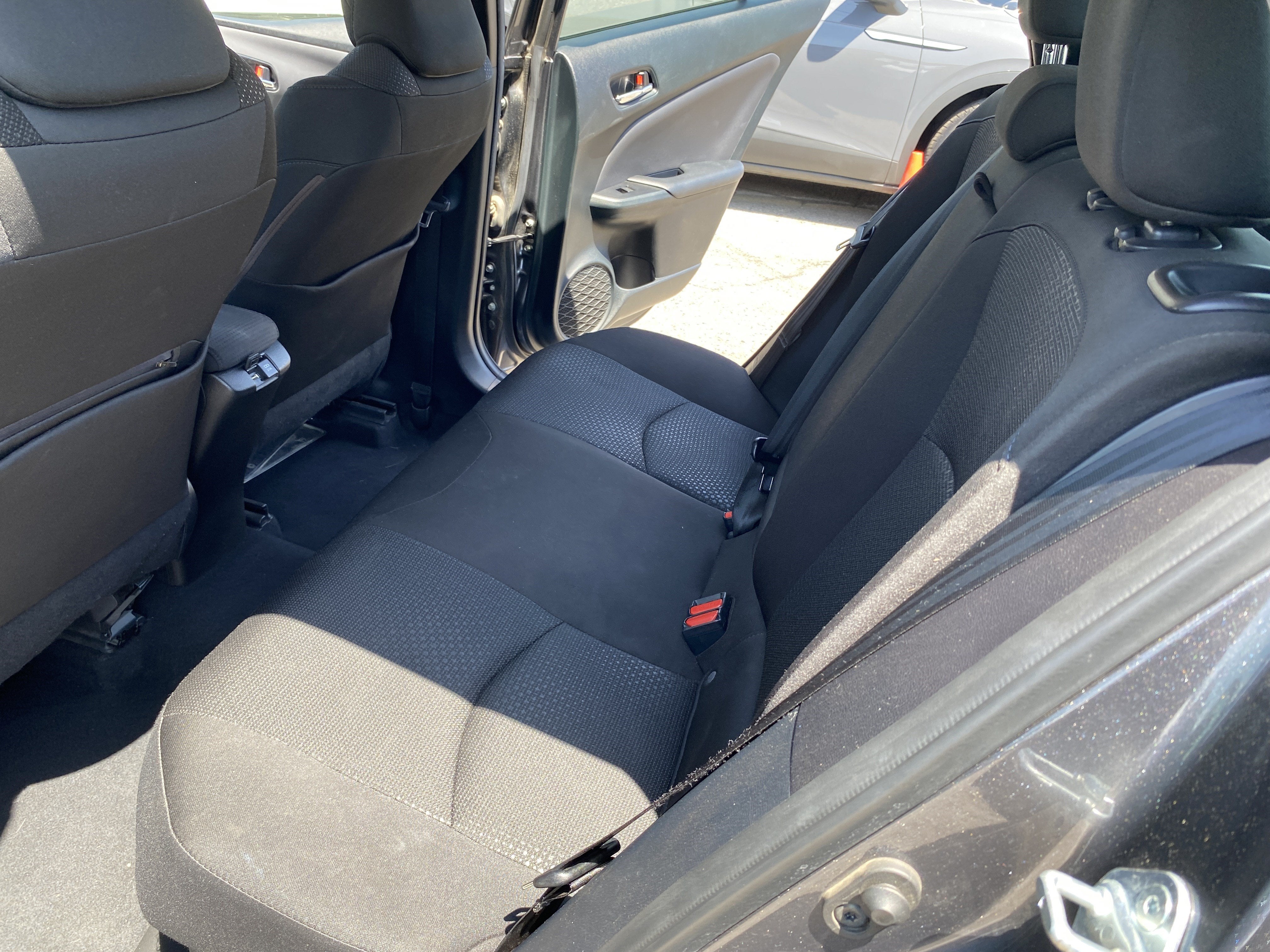 2021 Toyota Prius LE