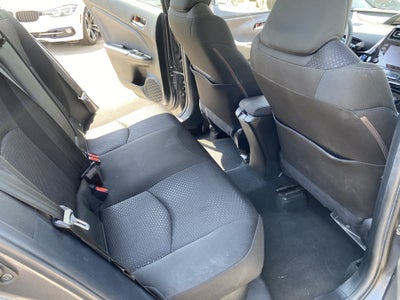 2021 Toyota Prius LE