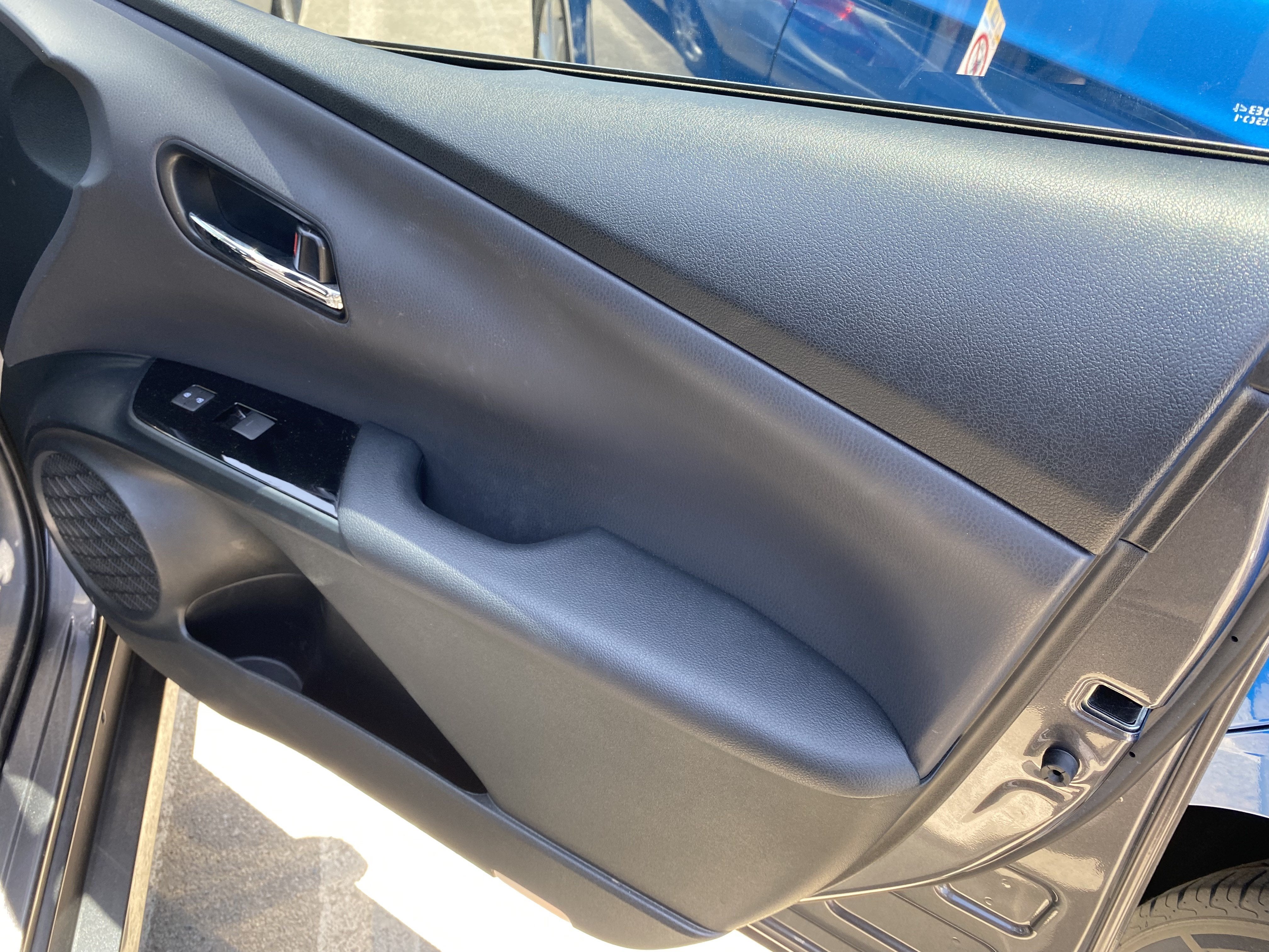 2021 Toyota Prius L Eco