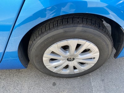 2019 Toyota Prius LE