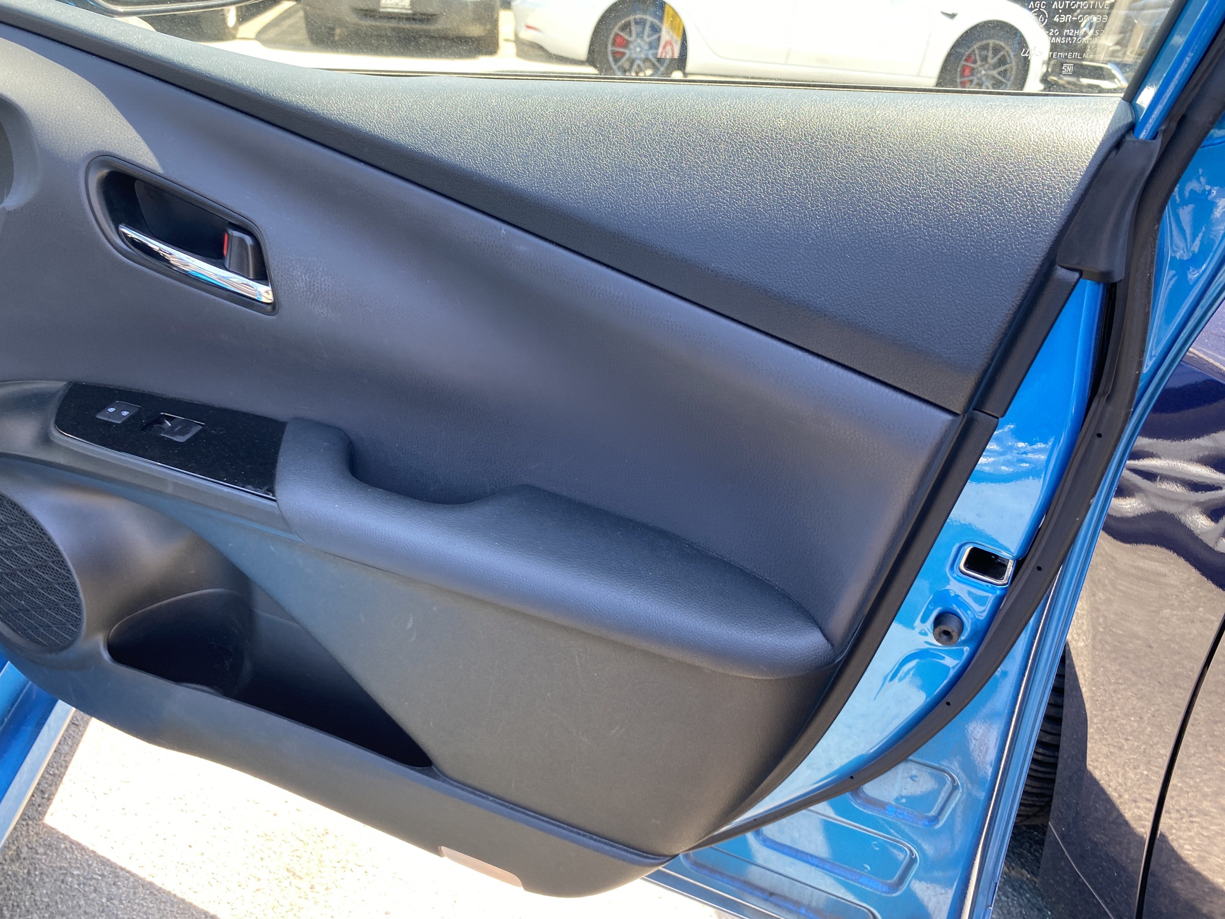2019 Toyota Prius LE