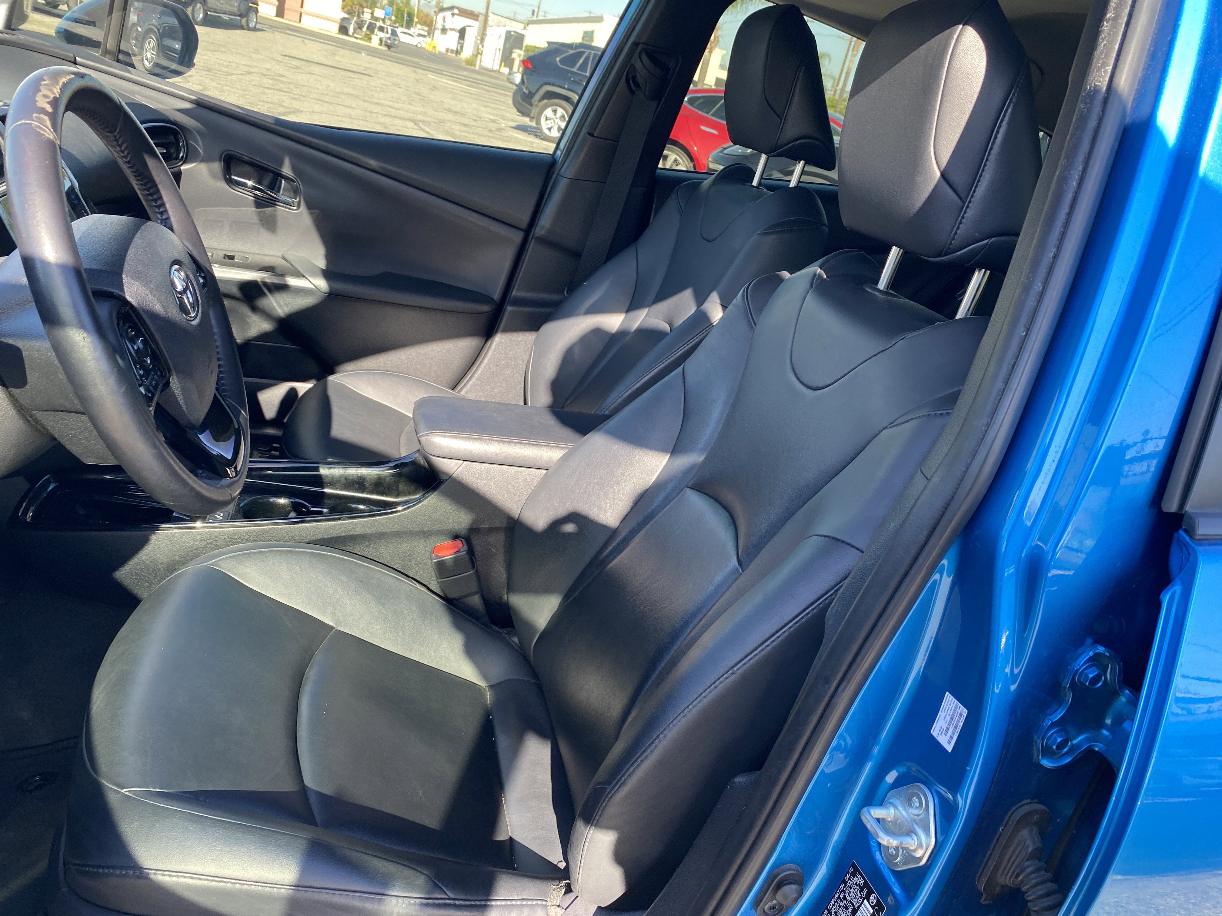 2019 Toyota Prius XLE