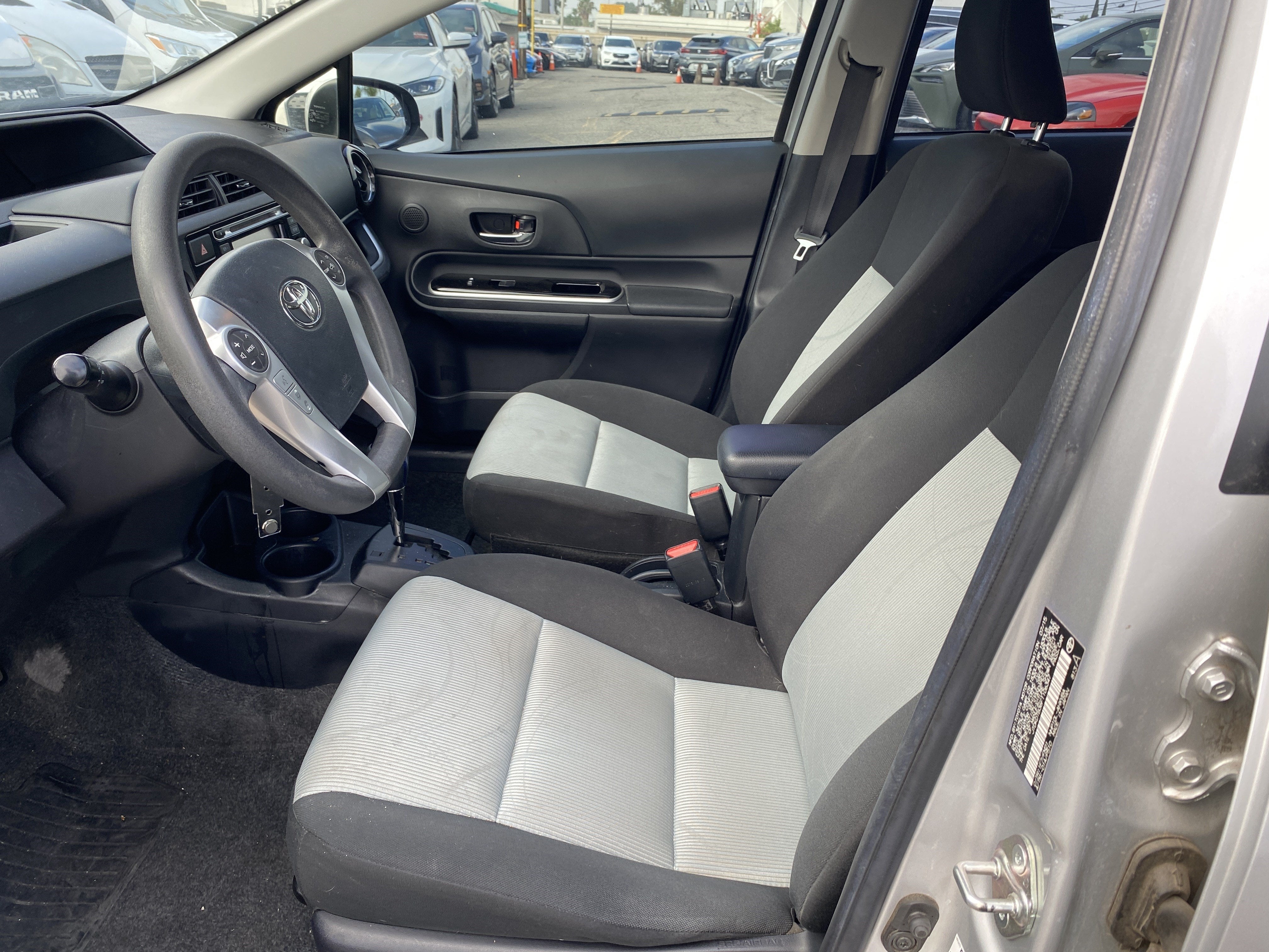 2015 Toyota Prius c 5DR HB TWO (GS)