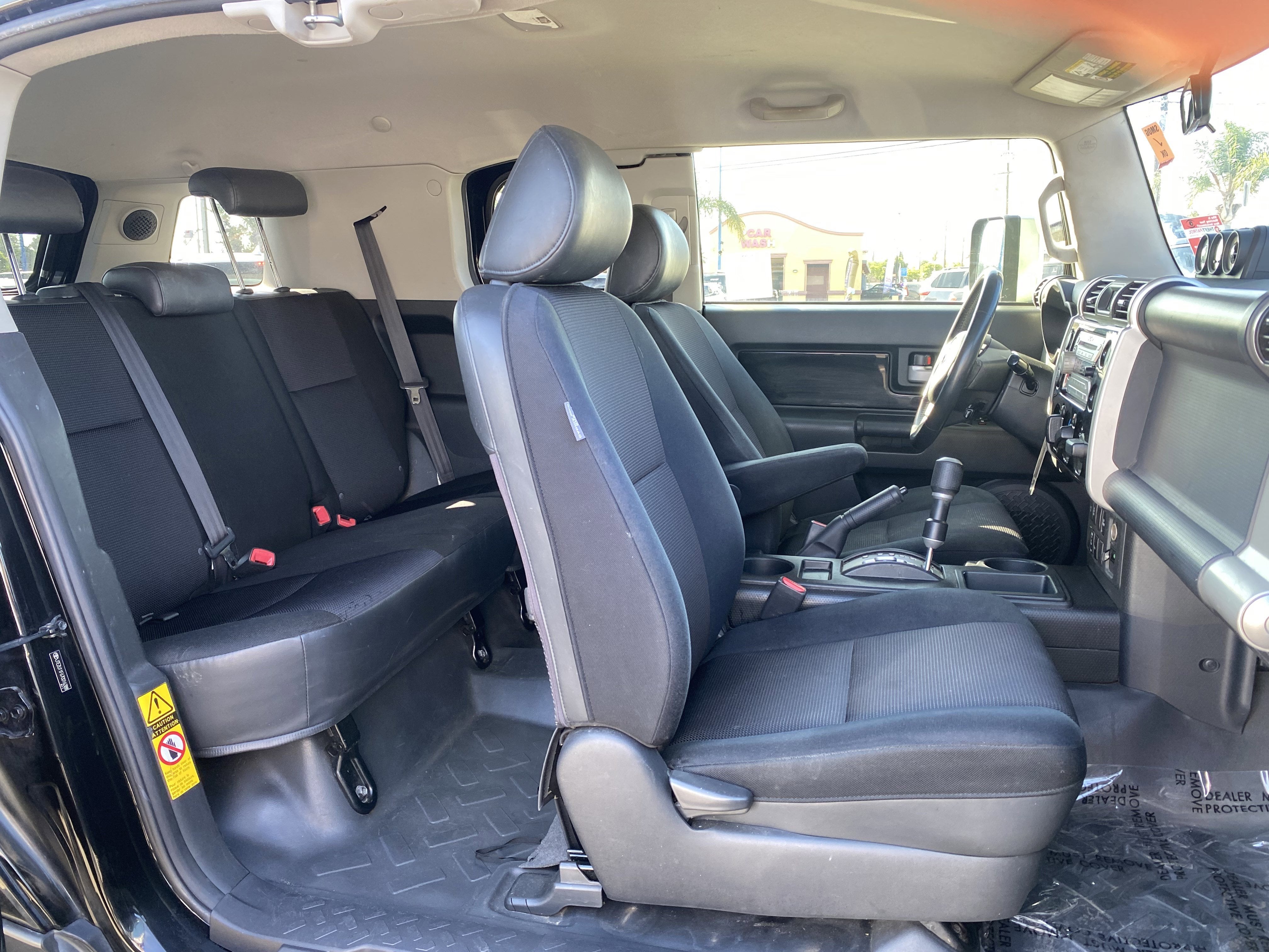 2007 Toyota FJ Cruiser 2WD 4dr Auto (Natl)