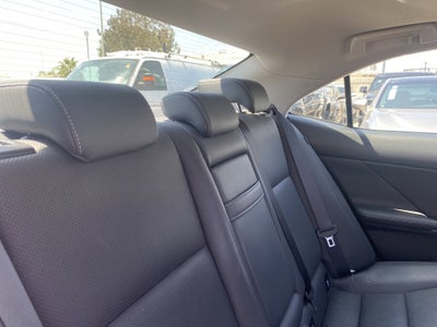 2016 Lexus IS 200t 