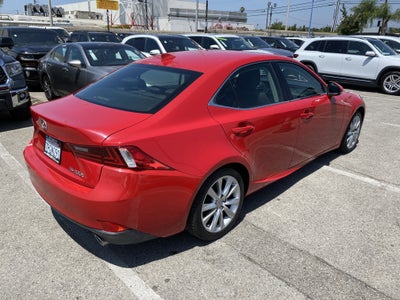 2016 Lexus IS 200t 