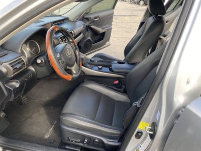 2016 Lexus IS 200t 4DR SDN