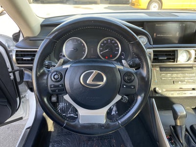 2016 Lexus IS 200t 4dr Sdn