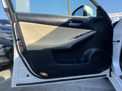 2016 Lexus IS 200t 4dr Sdn