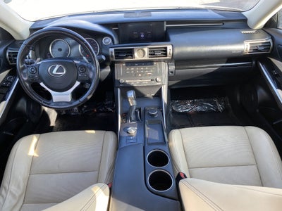 2016 Lexus IS 200t 4dr Sdn