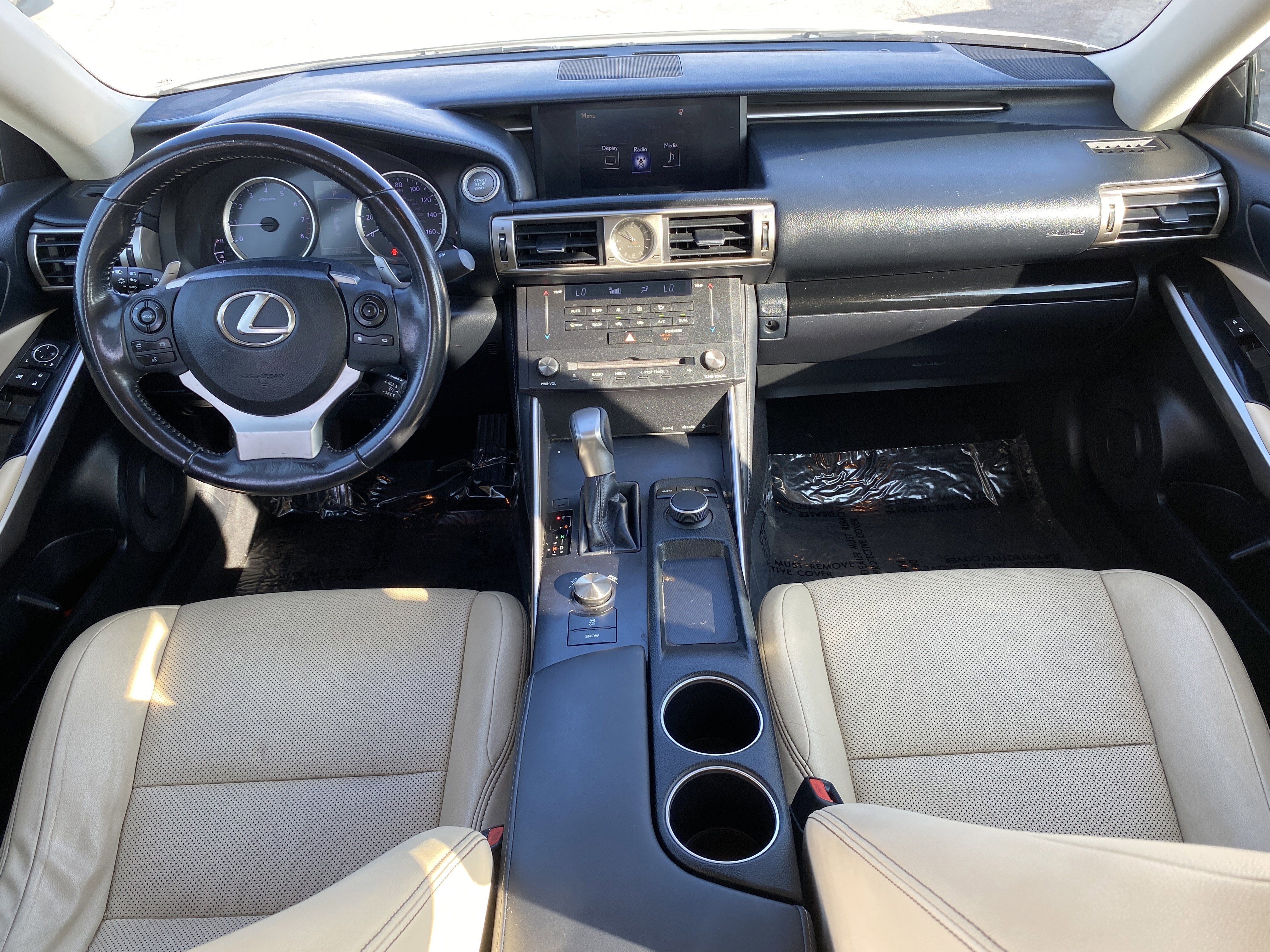 2016 Lexus IS 200t 4dr Sdn