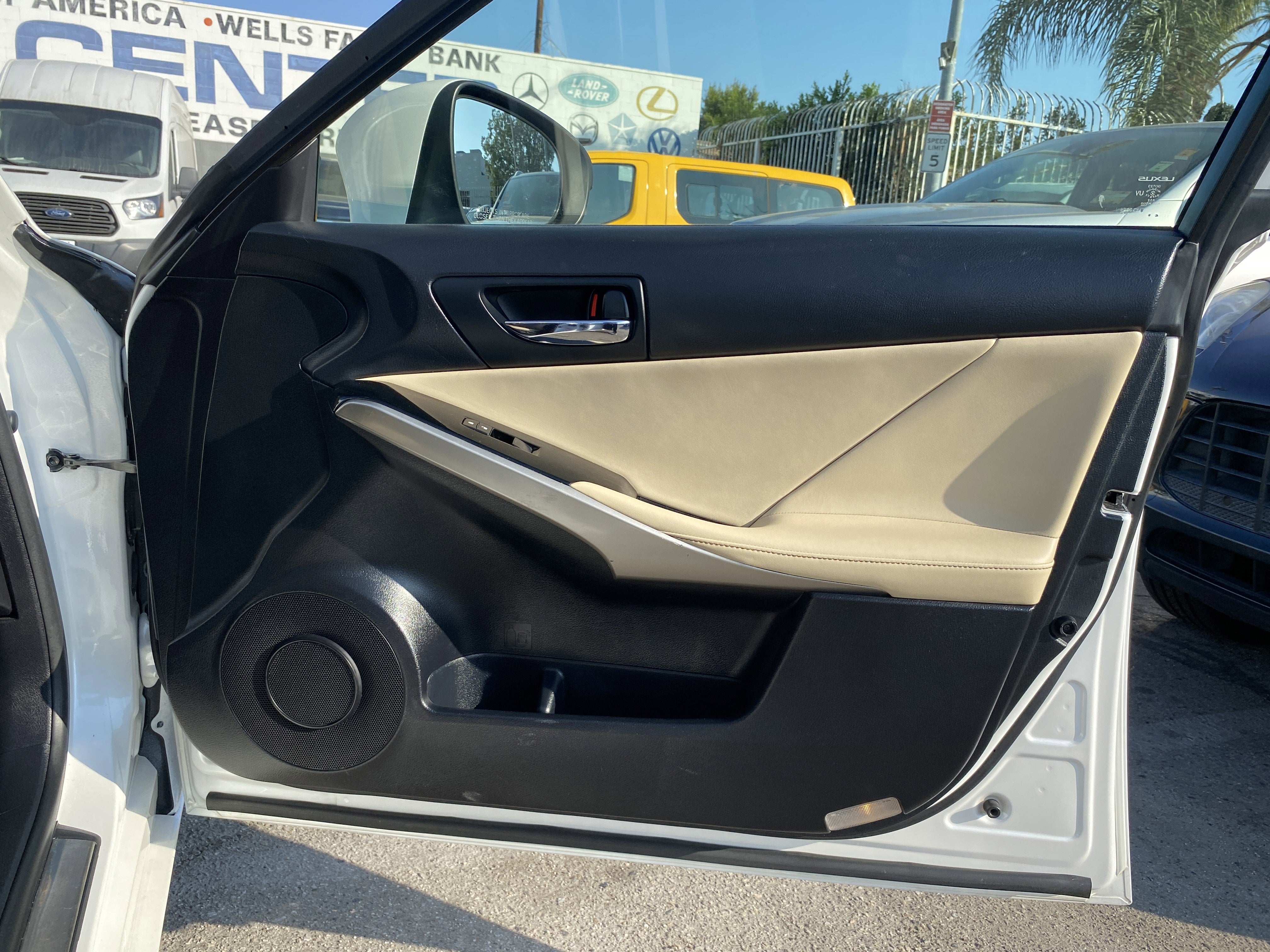 2016 Lexus IS 200t 4dr Sdn