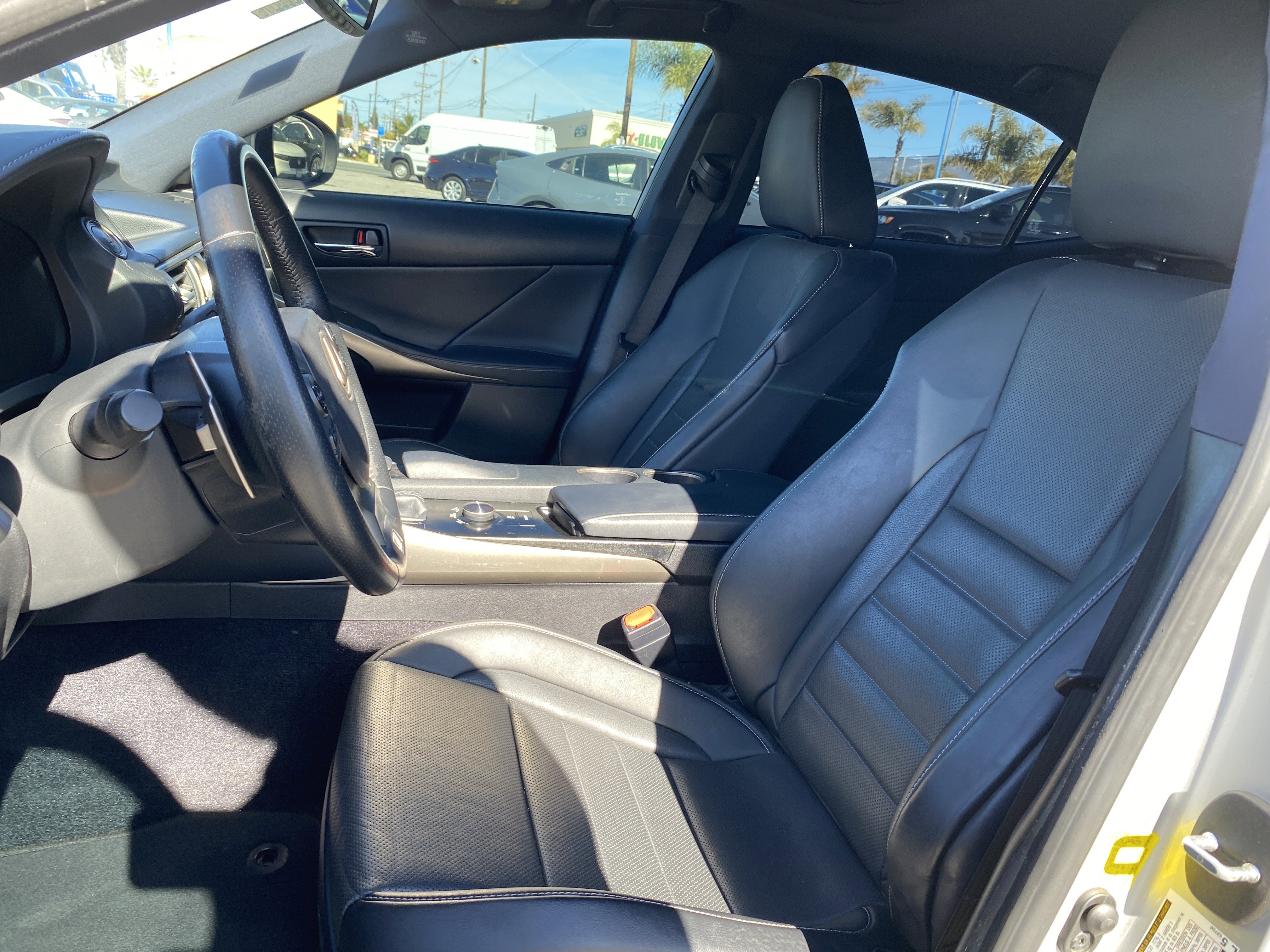 2014 Lexus IS 350 4dr Sdn RWD