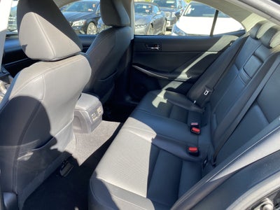 2015 Lexus IS 250 4dr Sport Sdn RWD