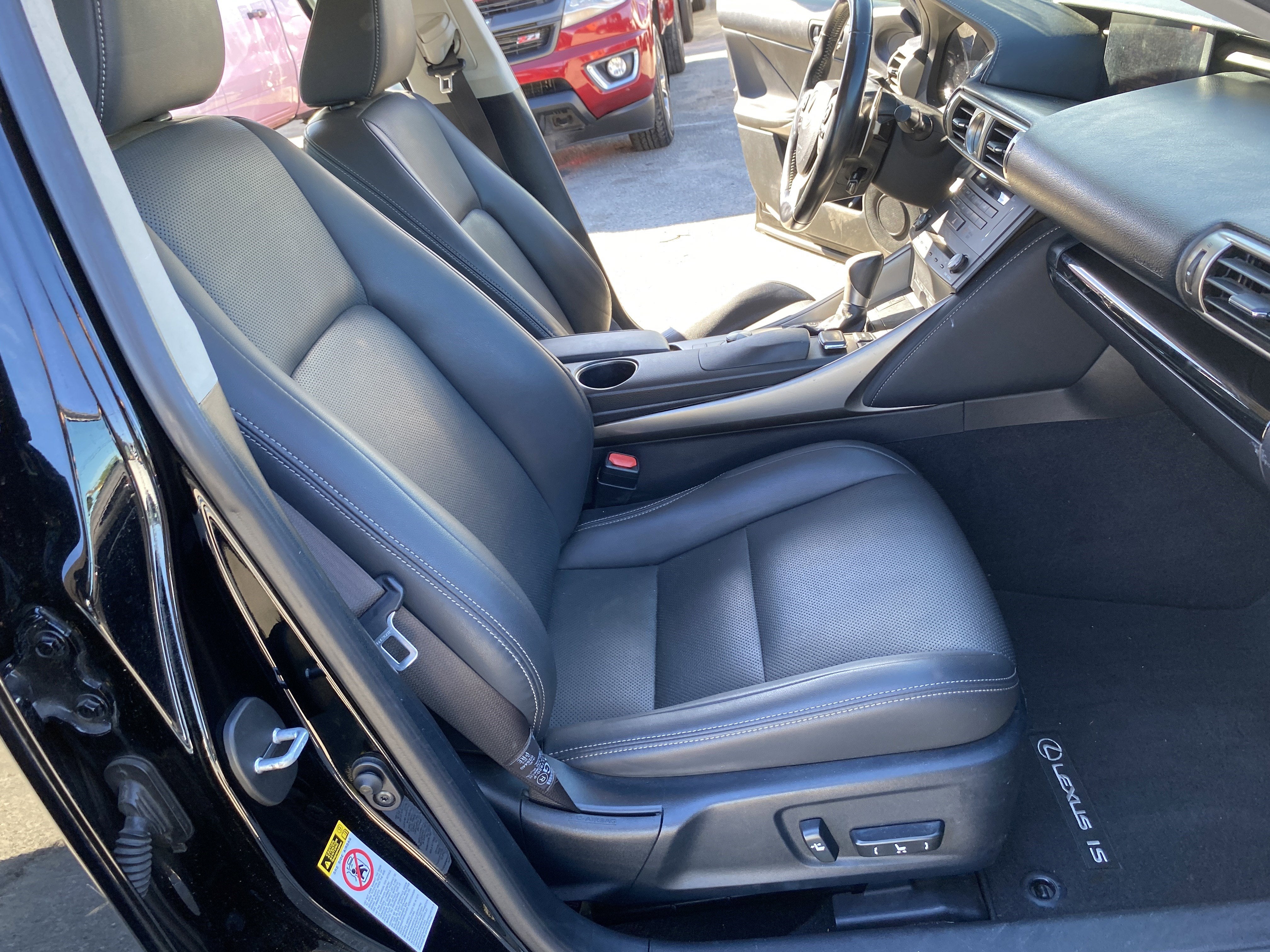 2015 Lexus IS 250 4dr Sport Sdn RWD