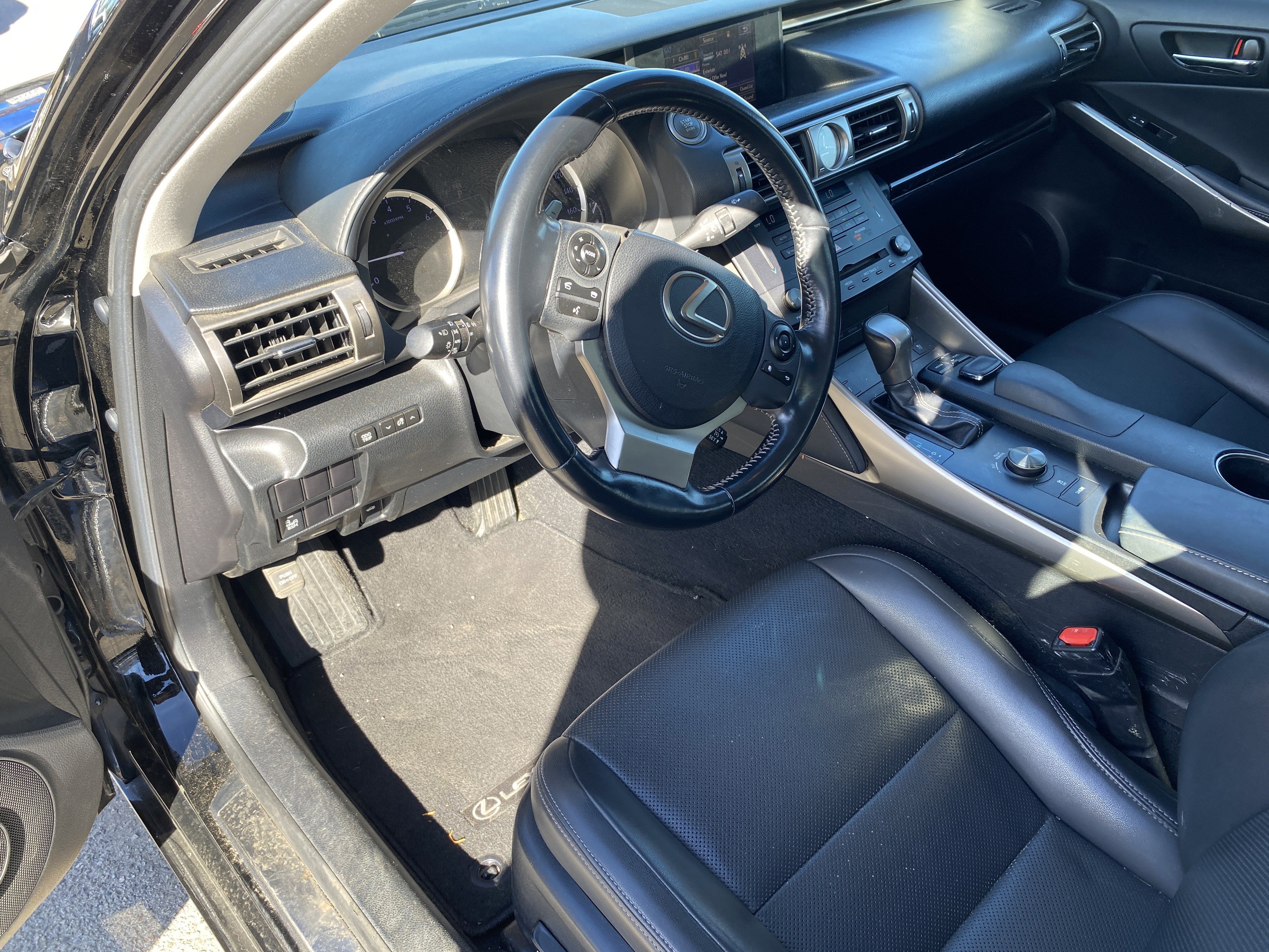 2015 Lexus IS 250 4dr Sport Sdn RWD