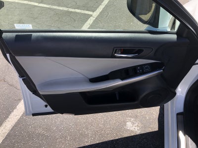 2014 Lexus IS 250 4dr Sport Sdn Auto RWD