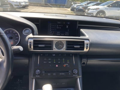 2014 Lexus IS 250 4dr Sport Sdn Auto RWD
